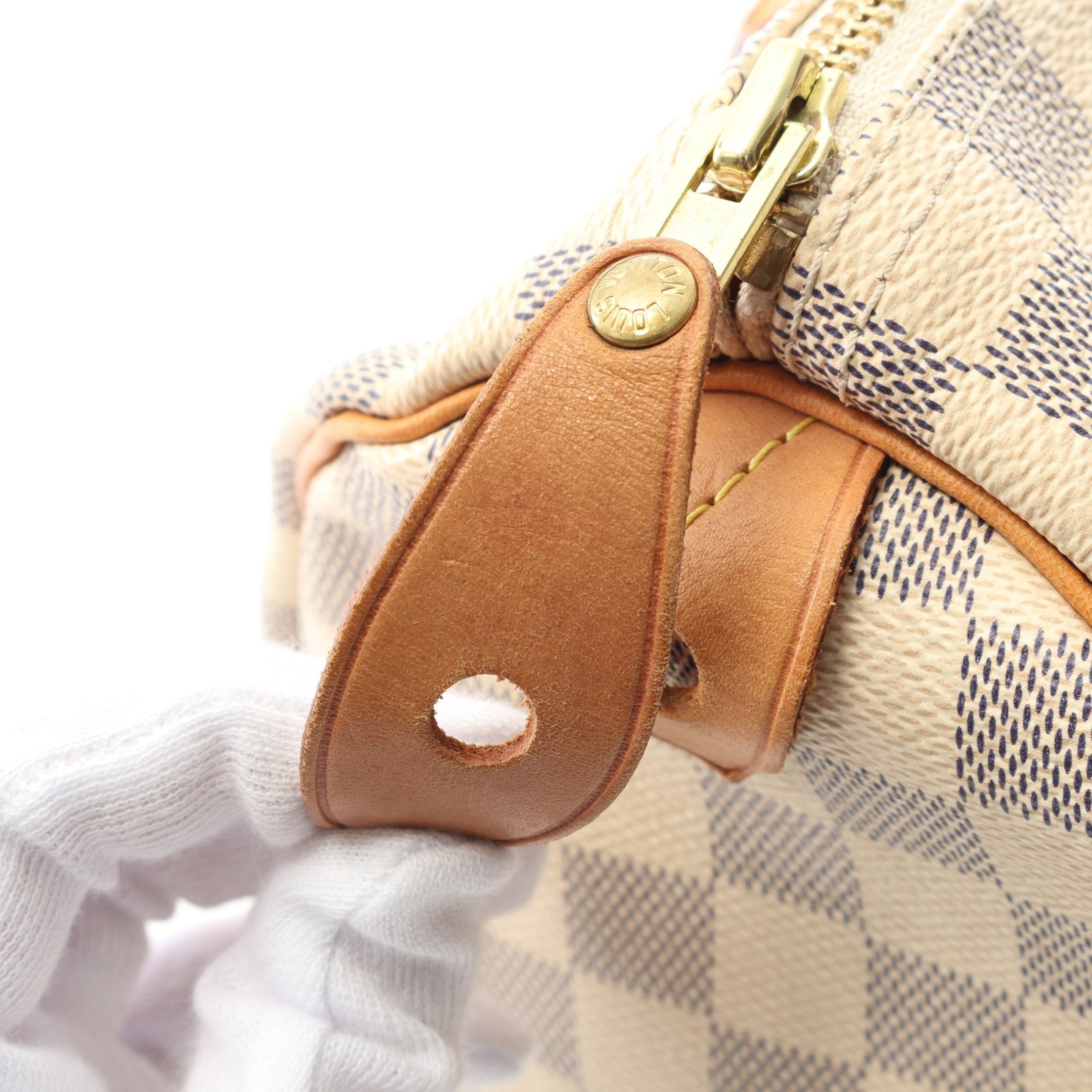 Louis Vuitton Louis Vuitton Speedy 30 Damier Azur Handbag Leather White Size ONE SIZE - 9 Thumbnail
