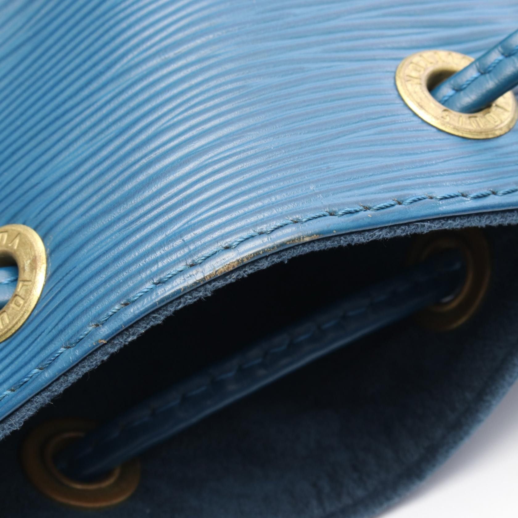 Louis Vuitton Louis Vuitton Peti Noe Epi Toledo Blue Shoulder Bag Leather Size ONE SIZE - 8 Thumbnail