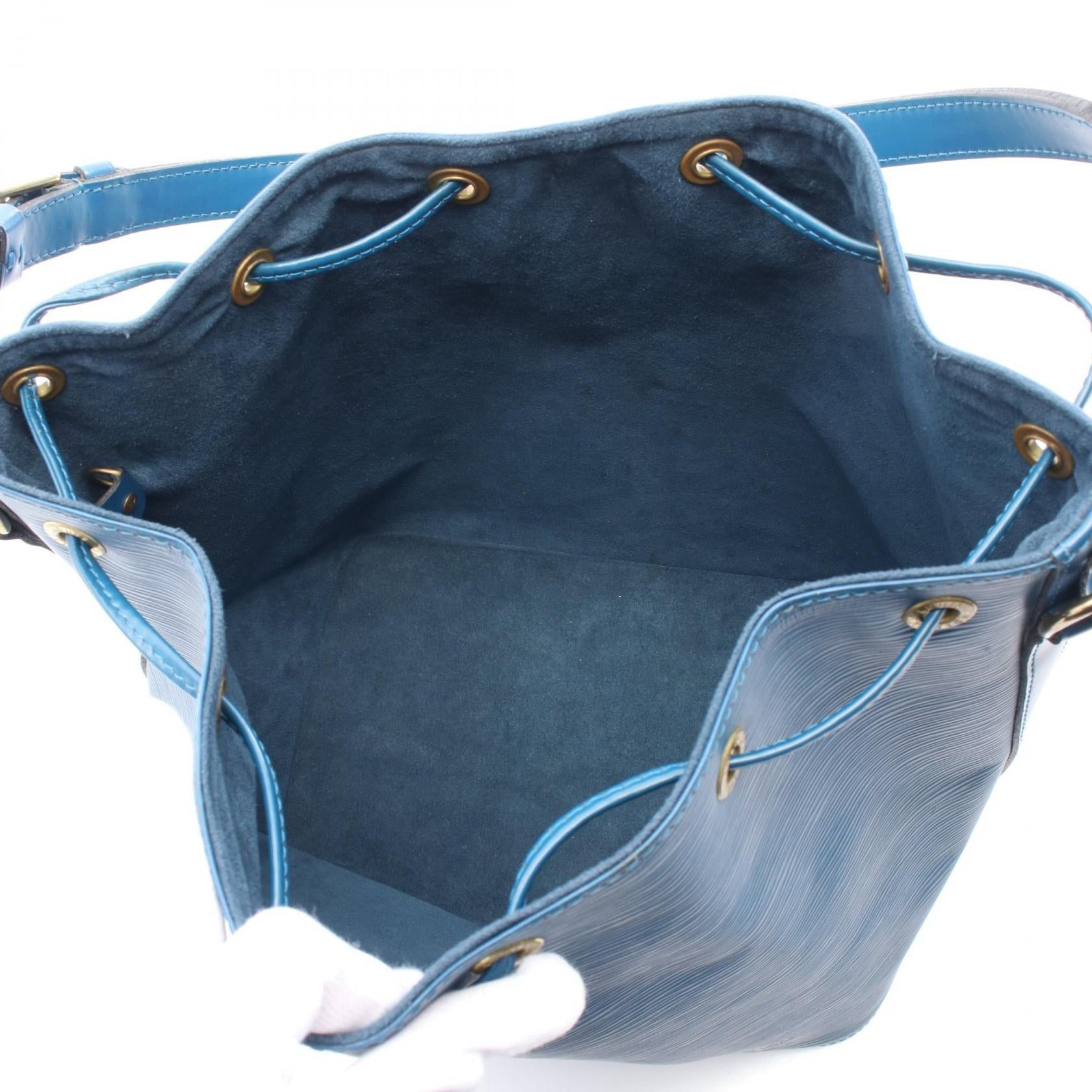Louis Vuitton Louis Vuitton Peti Noe Epi Toledo Blue Shoulder Bag Leather Size ONE SIZE - 3 Thumbnail