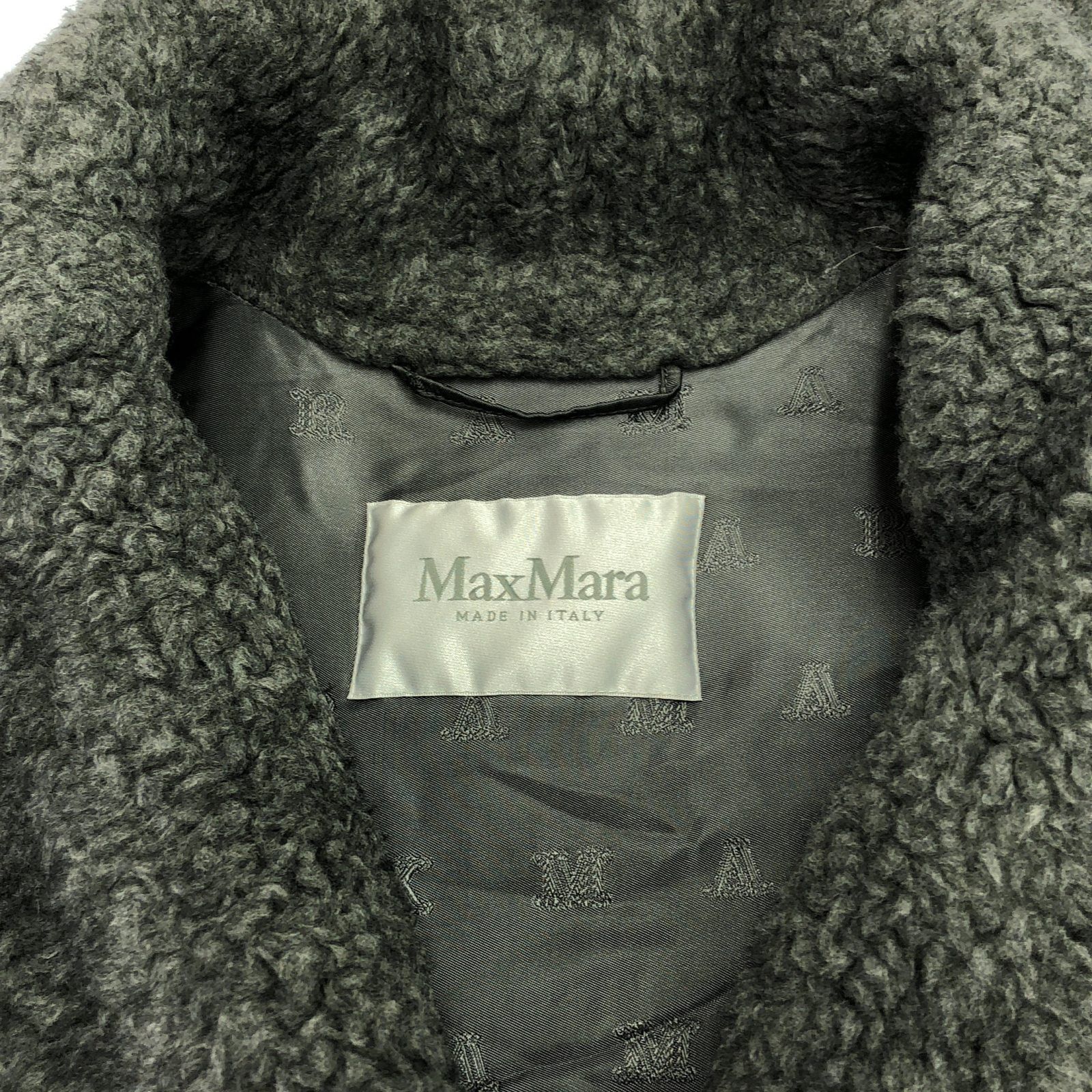 Max Mara MaxMara Max Mara Teddy Silk Gilet Others Tops Size ONE SIZE - 5 Thumbnail