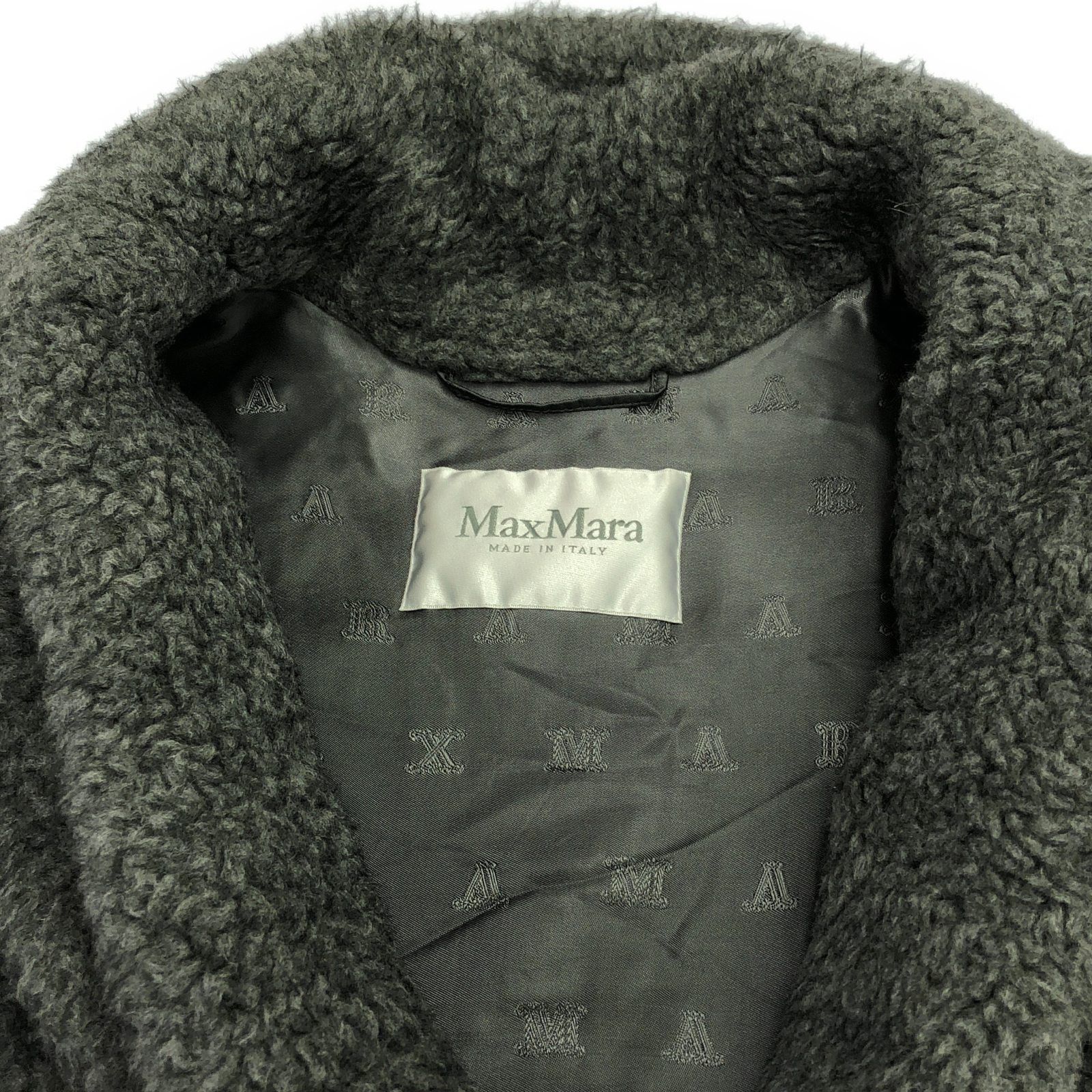 Max Mara MaxMara Max Mara Teddy Silk Gilet Others Tops Size ONE SIZE - 9 Thumbnail