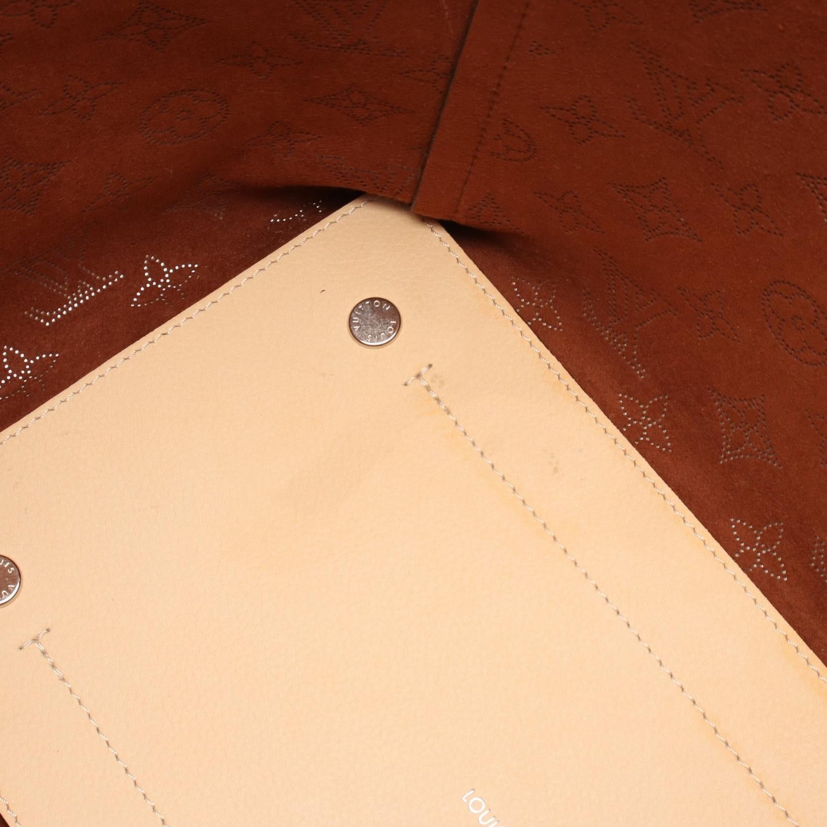 Louis Vuitton Louis Vuitton Hina Mm Mahina Carré Handbag Tote Bag Leather Gray Beige Brown Size ONE SIZE - 6 Thumbnail