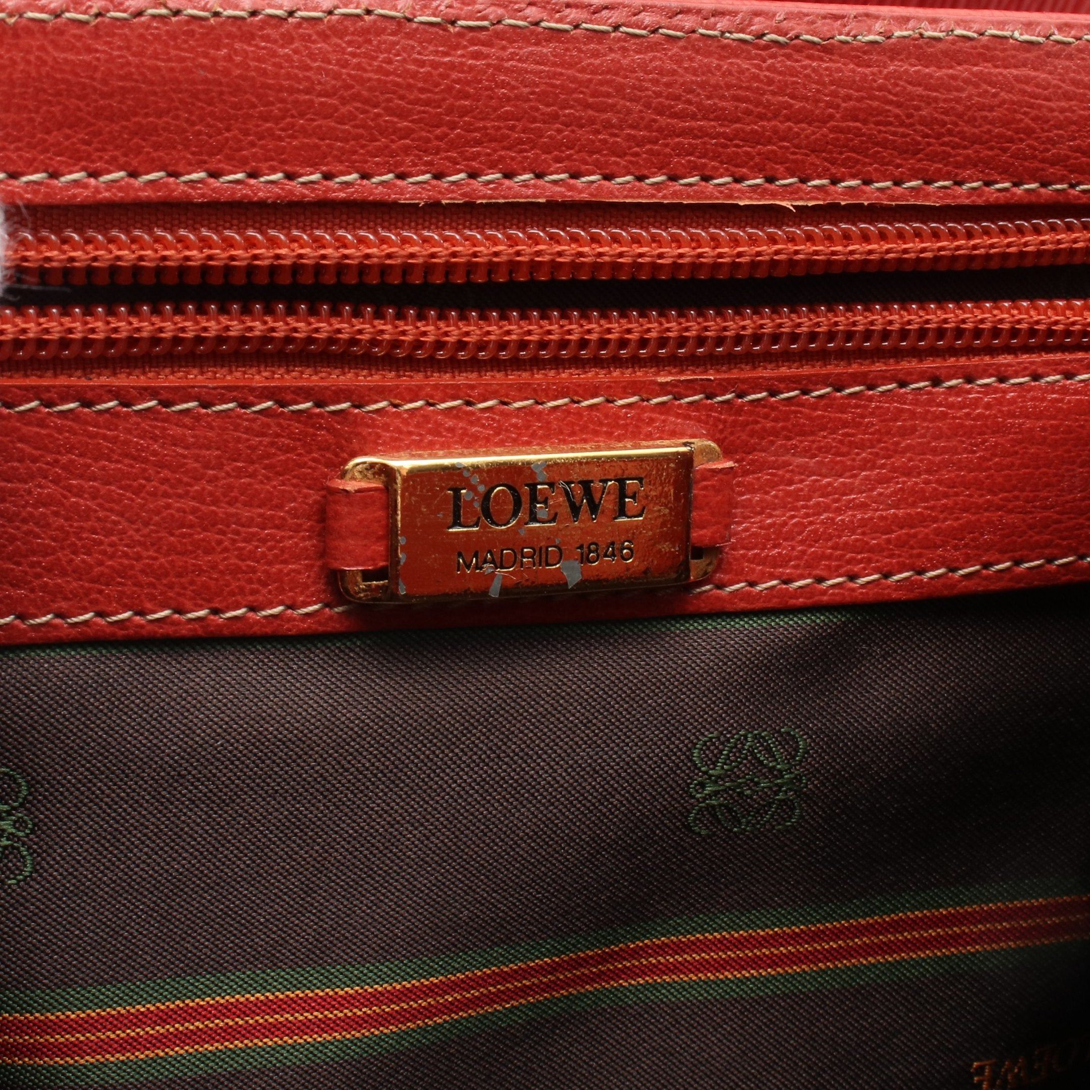 Loewe Loewe Velasquez Twist Handbag Leather Nubuck Red Size ONE SIZE - 4 Thumbnail