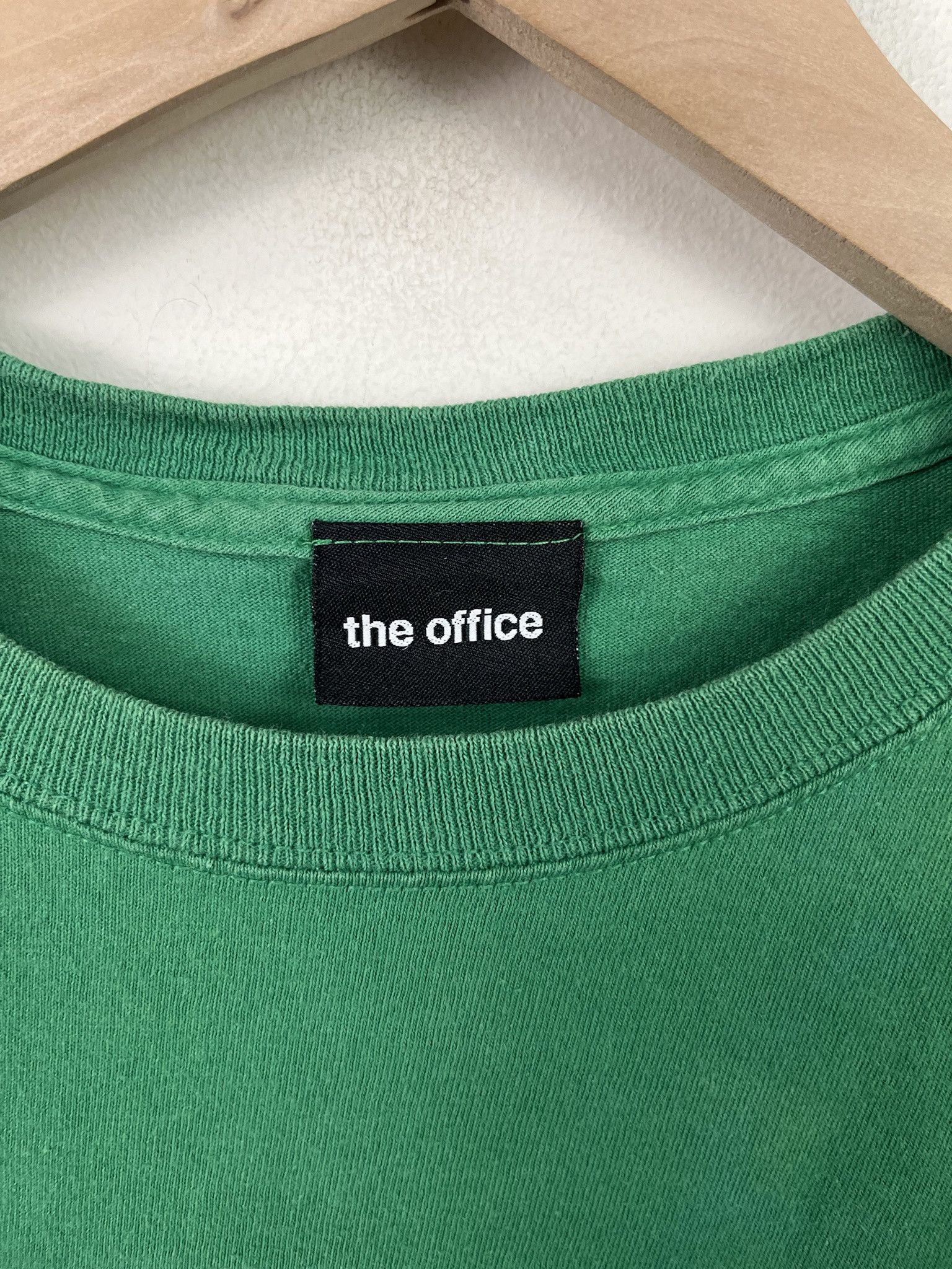 Other Vintage Y2K The Office Dunder Mifflin Tshirt Size L Size US L / EU 52-54 / 3 - 2 Thumbnail