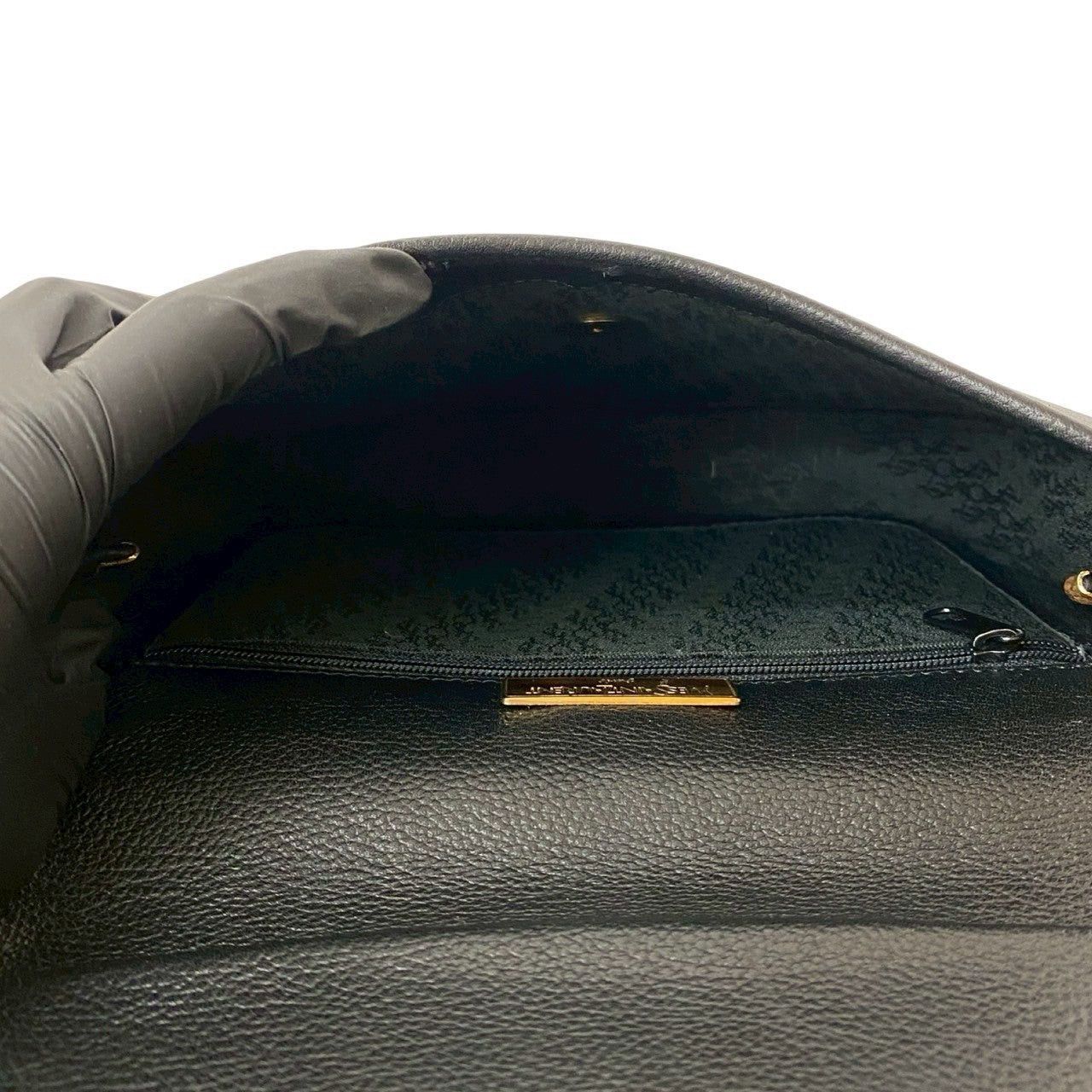 Yves Saint Laurent Yves Saint Laurent Shoulder Bag Black Leather Size ONE SIZE - 9 Thumbnail
