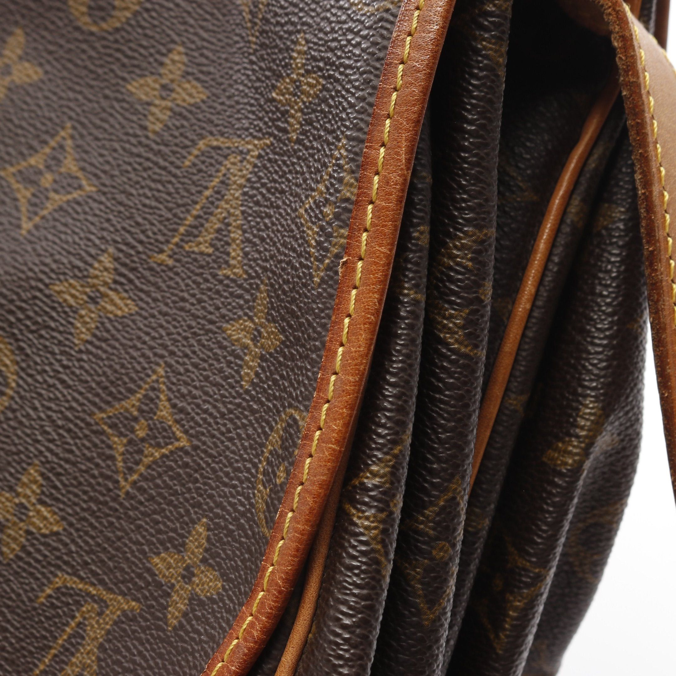Louis Vuitton Louis Vuitton Saumur 35 Monogram Shoulder Bag Leather Brown Size ONE SIZE - 11 Thumbnail