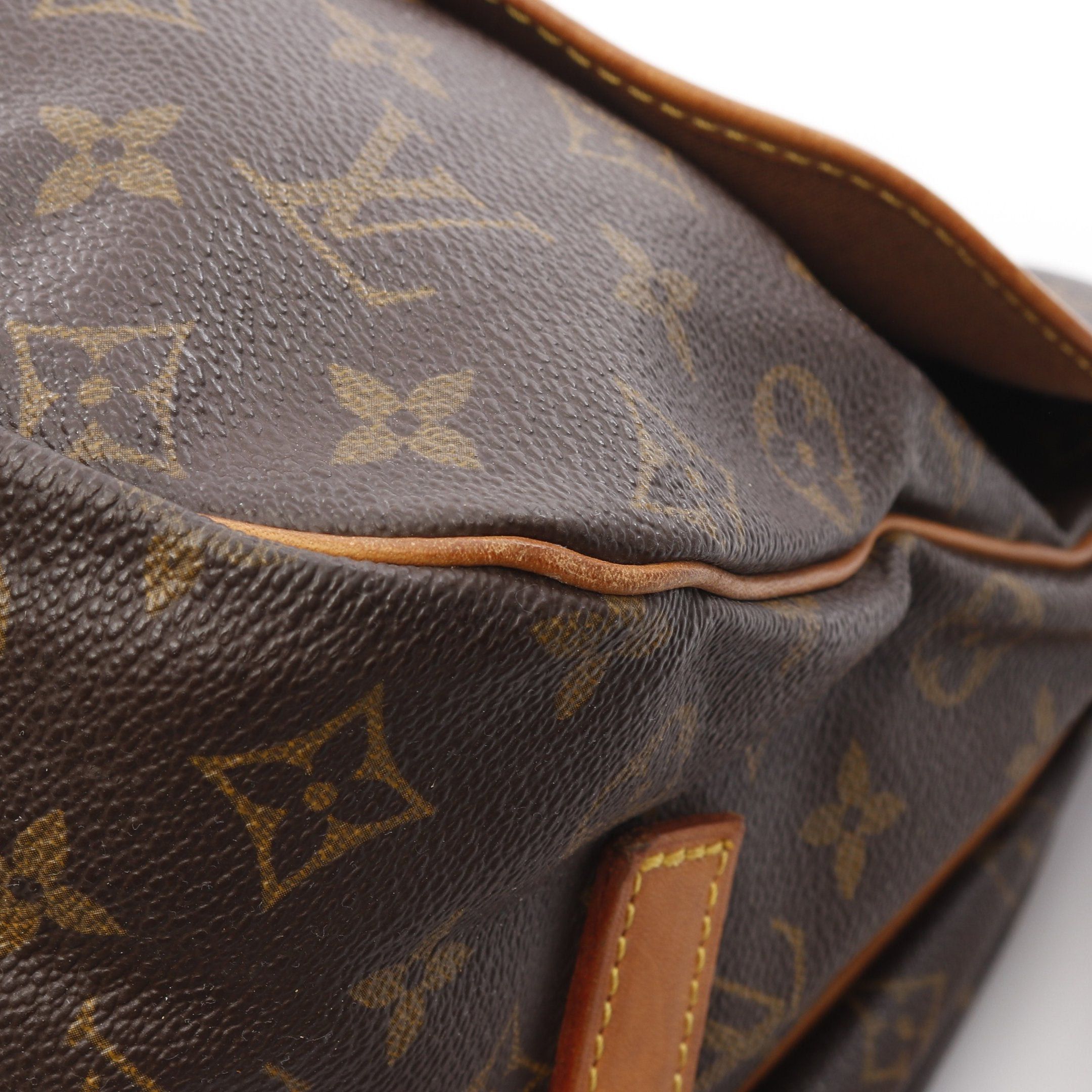 Louis Vuitton Louis Vuitton Saumur 35 Monogram Shoulder Bag Leather Brown Size ONE SIZE - 6 Thumbnail