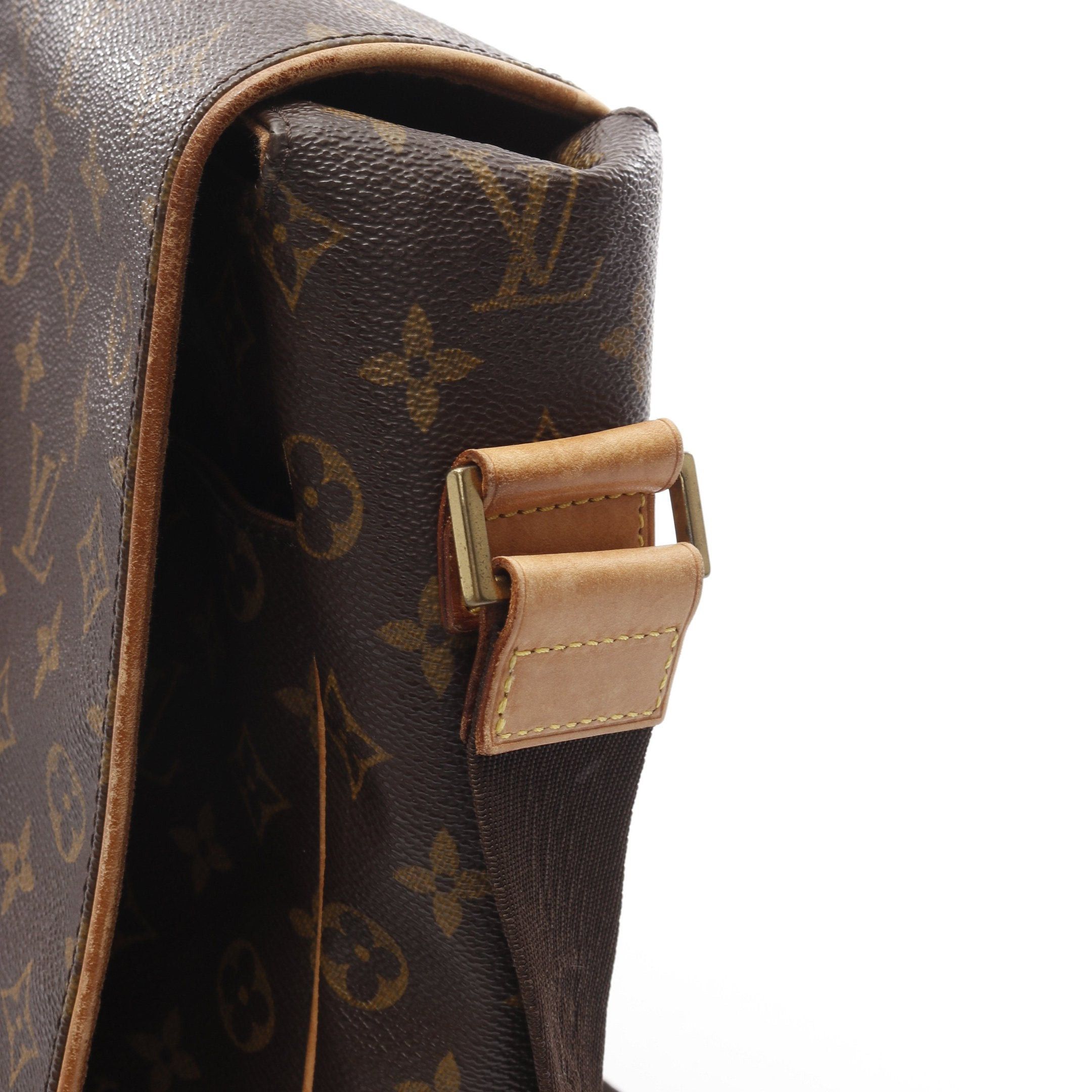 Louis Vuitton Louis Vuitton Aves Monogram Shoulder Bag Leather Brown Size ONE SIZE - 9 Thumbnail