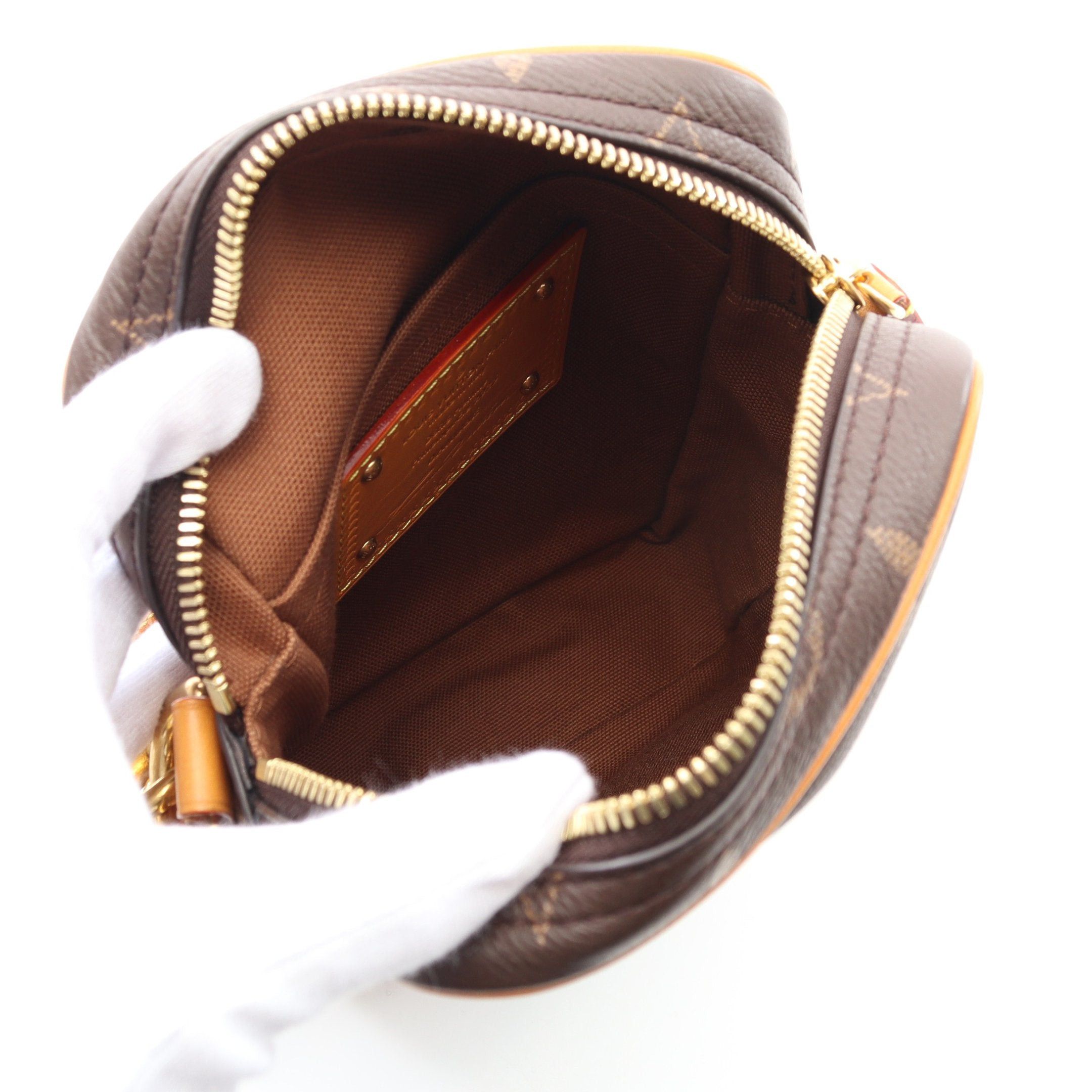 Louis Vuitton Louis Vuitton Danube Monogram Handbag Leather Brown Size ONE SIZE - 3 Thumbnail