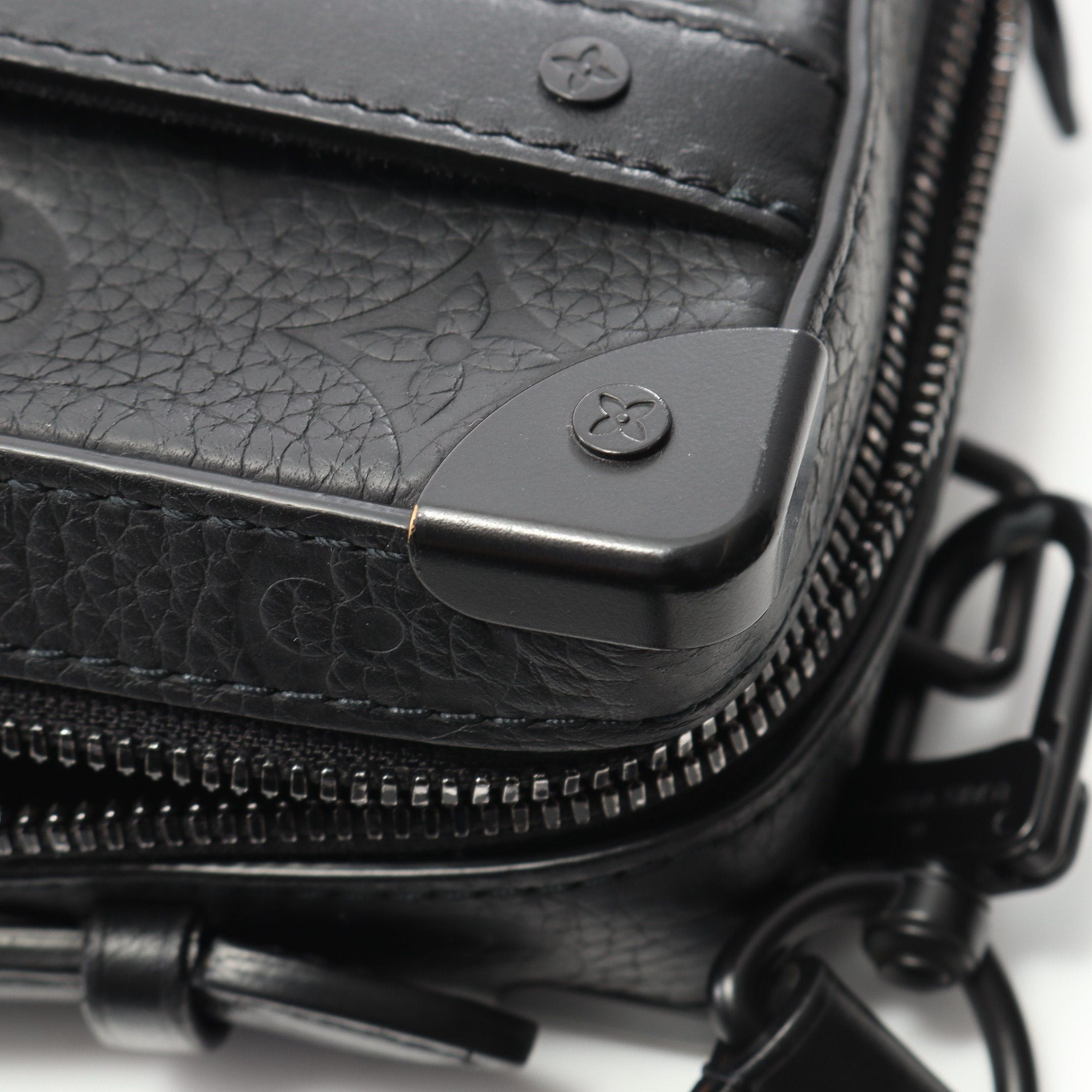 Louis Vuitton Louis Vuitton Handle Soft Trunk Monogram Taurillon Shoulder Bag Leather Black Size ONE SIZE - 5 Thumbnail