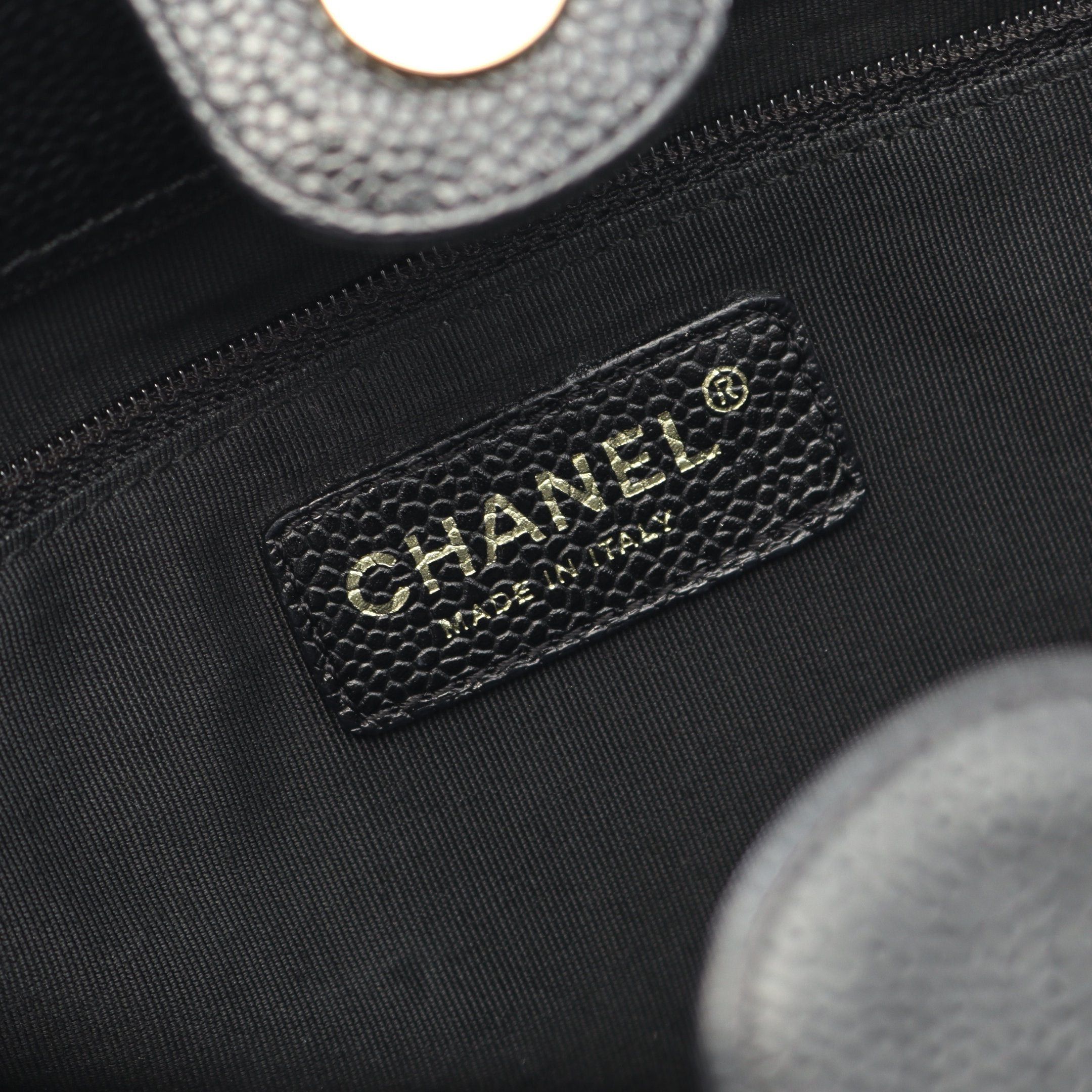 Chanel Chanel Matelasse Pst Chain Shoulder Bag Tote Caviar Skin Black Gold Hardware Size ONE SIZE - 4 Thumbnail
