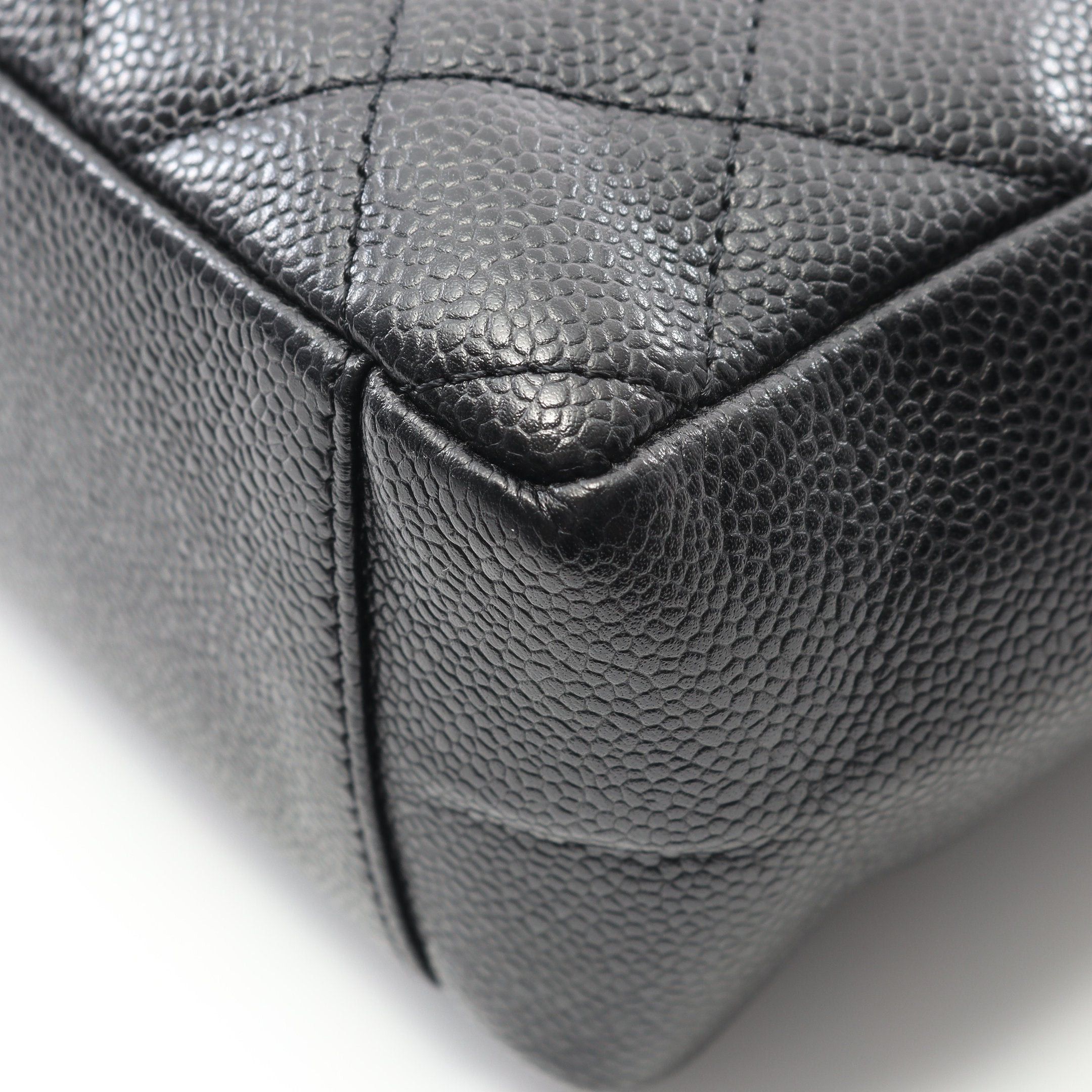 Chanel Chanel Matelasse Pst Chain Shoulder Bag Tote Caviar Skin Black Gold Hardware Size ONE SIZE - 6 Thumbnail