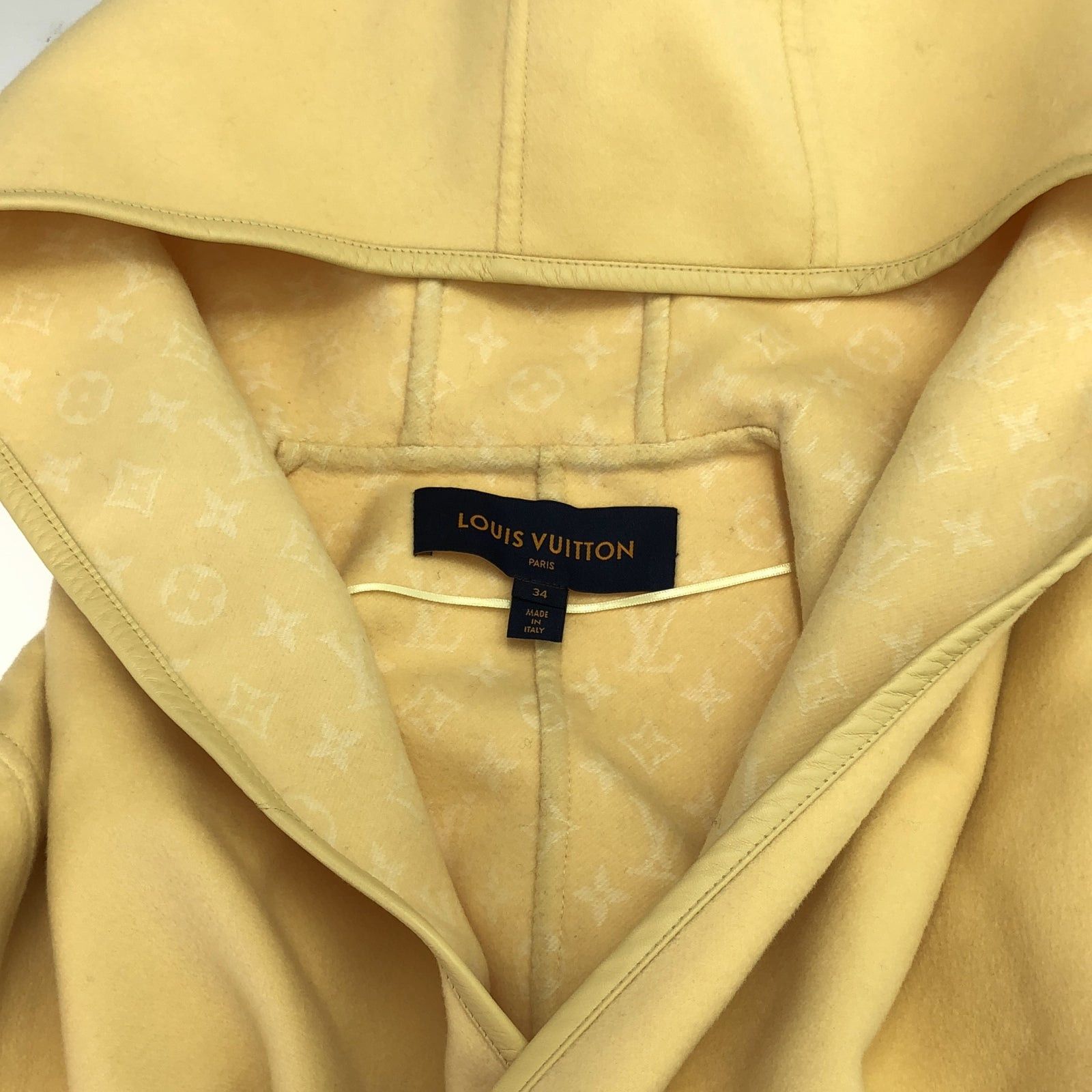 Louis Vuitton Louis Vuitton Coat Wool Yellow Size ONE SIZE - 9 Thumbnail