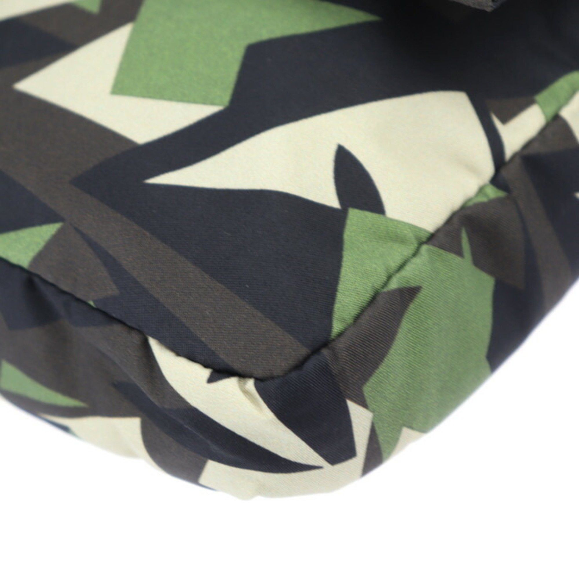 Fendi FENDI Mamma Bucket Camouflage Shoulder Bag 7V72 Nylon Leather Green Beige Black Waist Clutch 3WAY Military Pattern 2406063007036R1 Size ONE SIZE - 5 Thumbnail