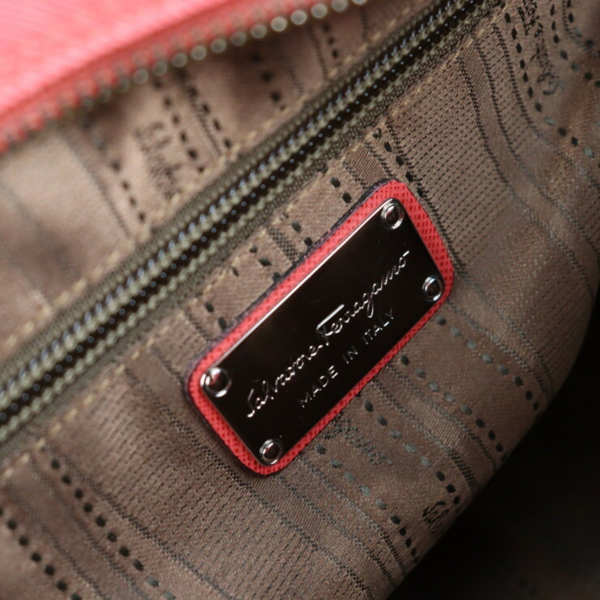 Salvatore Ferragamo Gancini Handbag EE 21 B713 Leather Pink 2122043007465R1