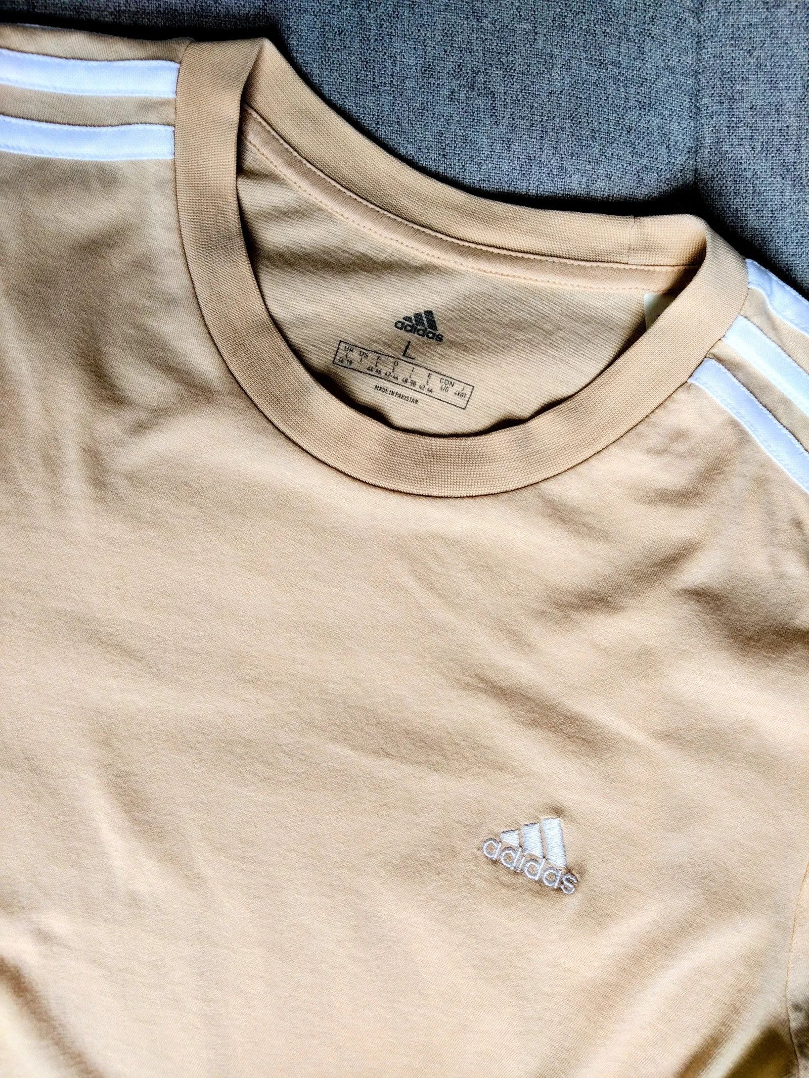 Adidas Adidas Short Sleeve T-shirt Size L / US 10 / IT 46 - 2 Thumbnail