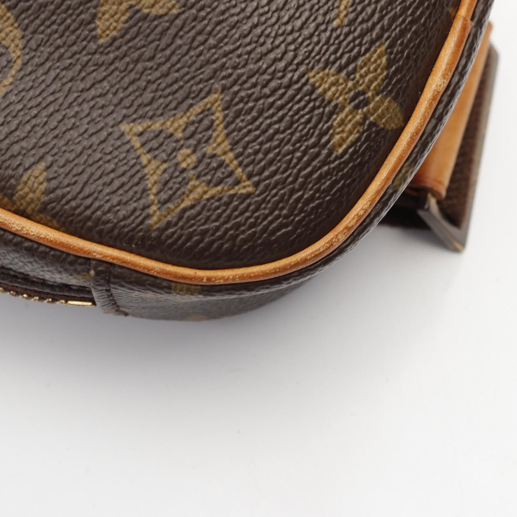 Louis Vuitton Louis Vuitton Louis Vuitton Pochette Gange Monogram Shoulder Bag Canvas Belt Bag M51870 Size ONE SIZE - 6 Thumbnail