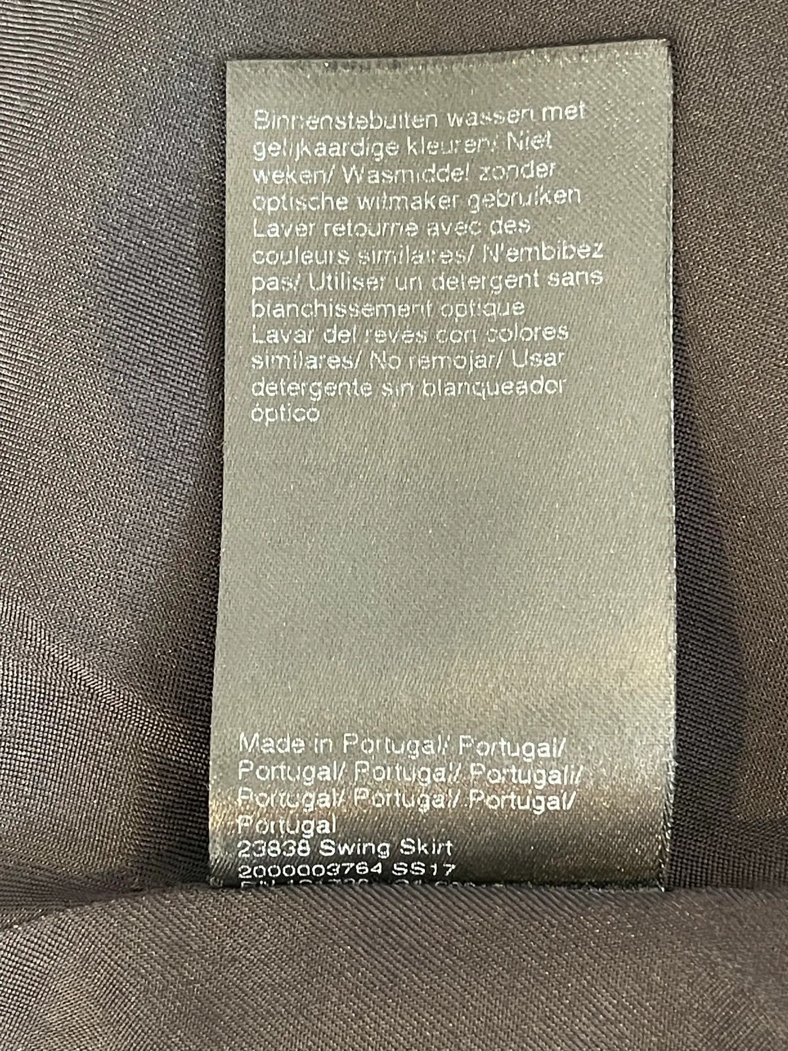 Filippa K Filippa K Swing Skirt Skirt Size 27" / US 4 / IT 40 - 5 Thumbnail