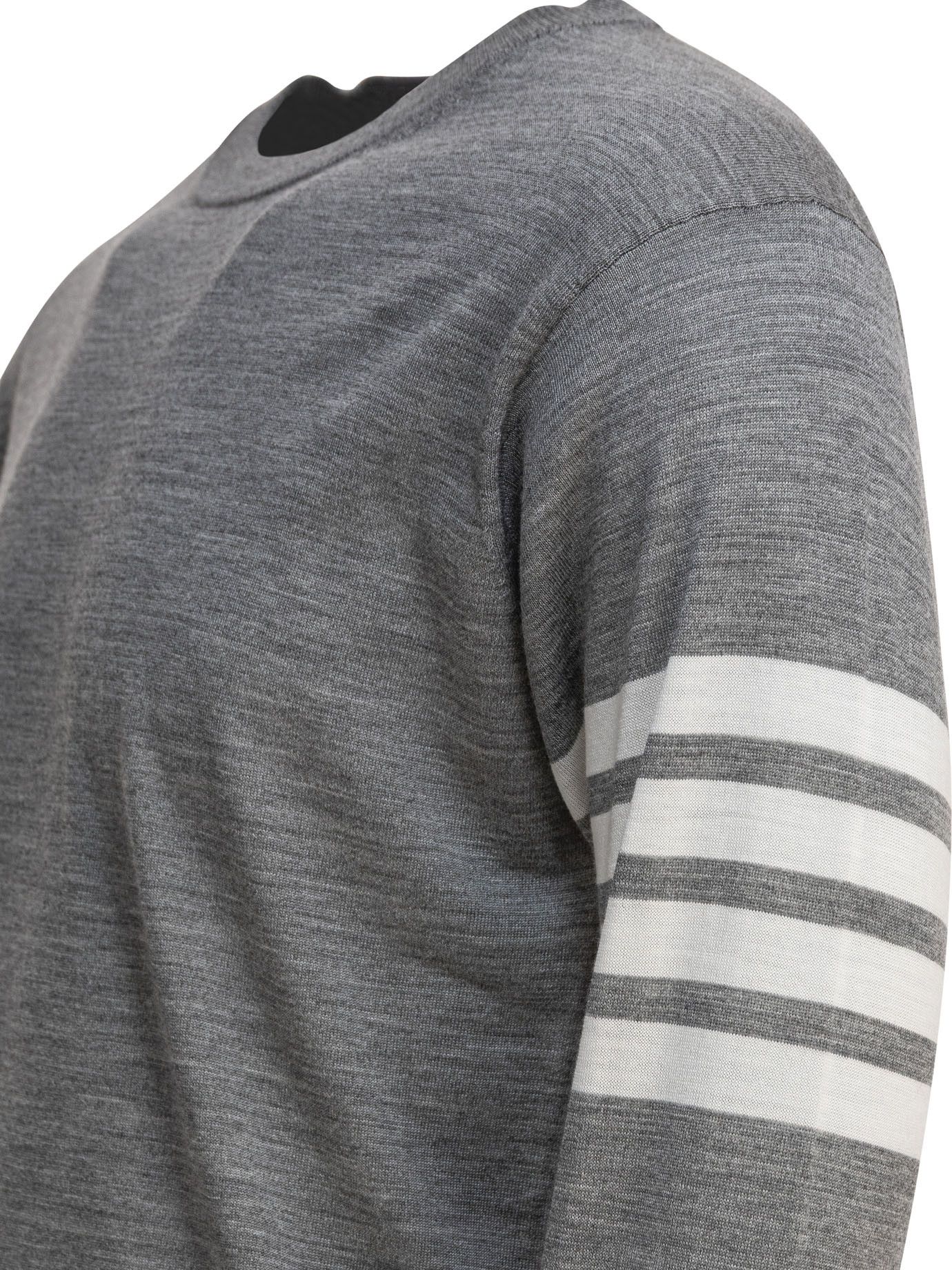 Thom Browne Classic Crewneck Pullover W/ 4 Bar Sleeve In Fine Merino Wool Size US XL / EU 56 / 4 - 4 Thumbnail