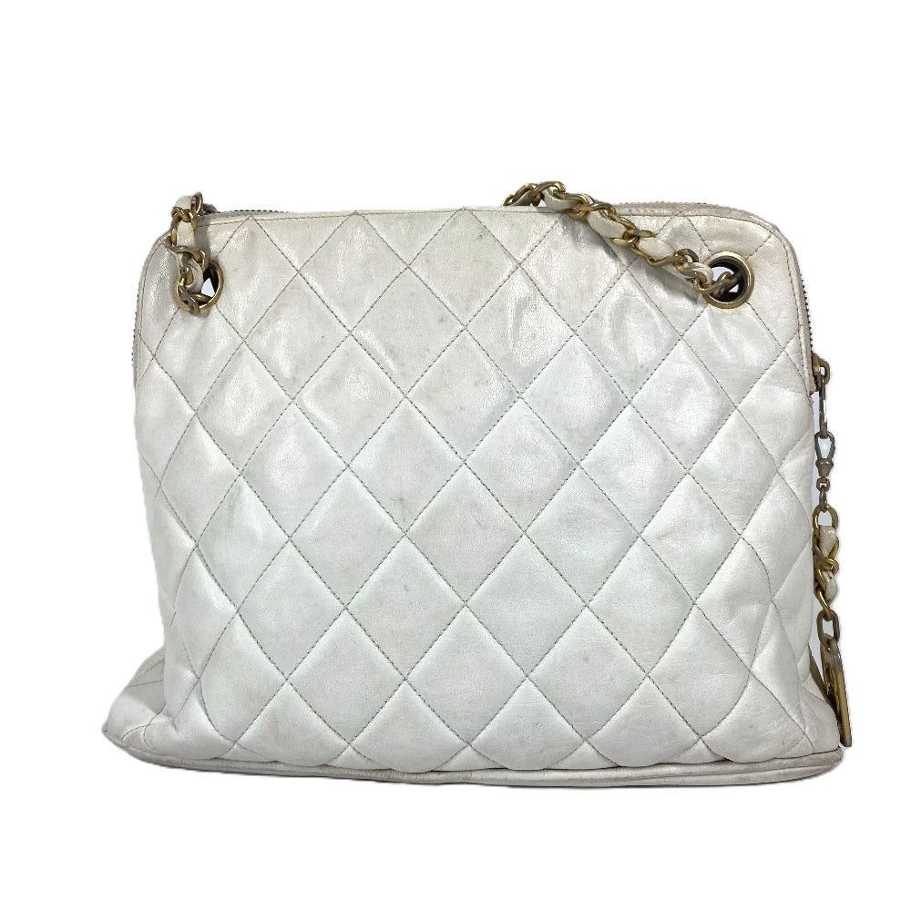 Chanel Chanel Matelasse Logo Double Chain Bag Shawl Shoulder Leather Women White Size ONE SIZE - 2 Thumbnail