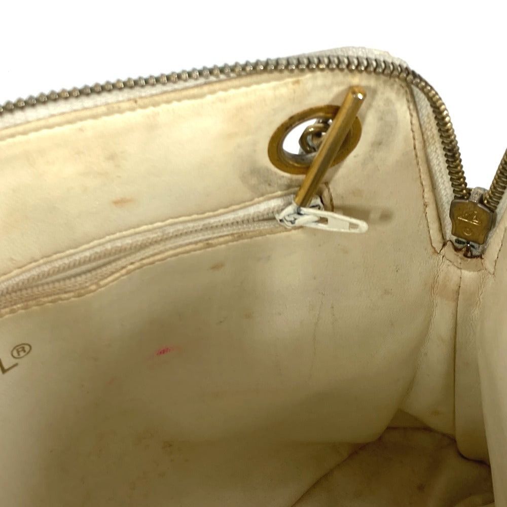 Chanel Chanel Matelasse Logo Double Chain Bag Shawl Shoulder Leather Women White Size ONE SIZE - 15 Thumbnail