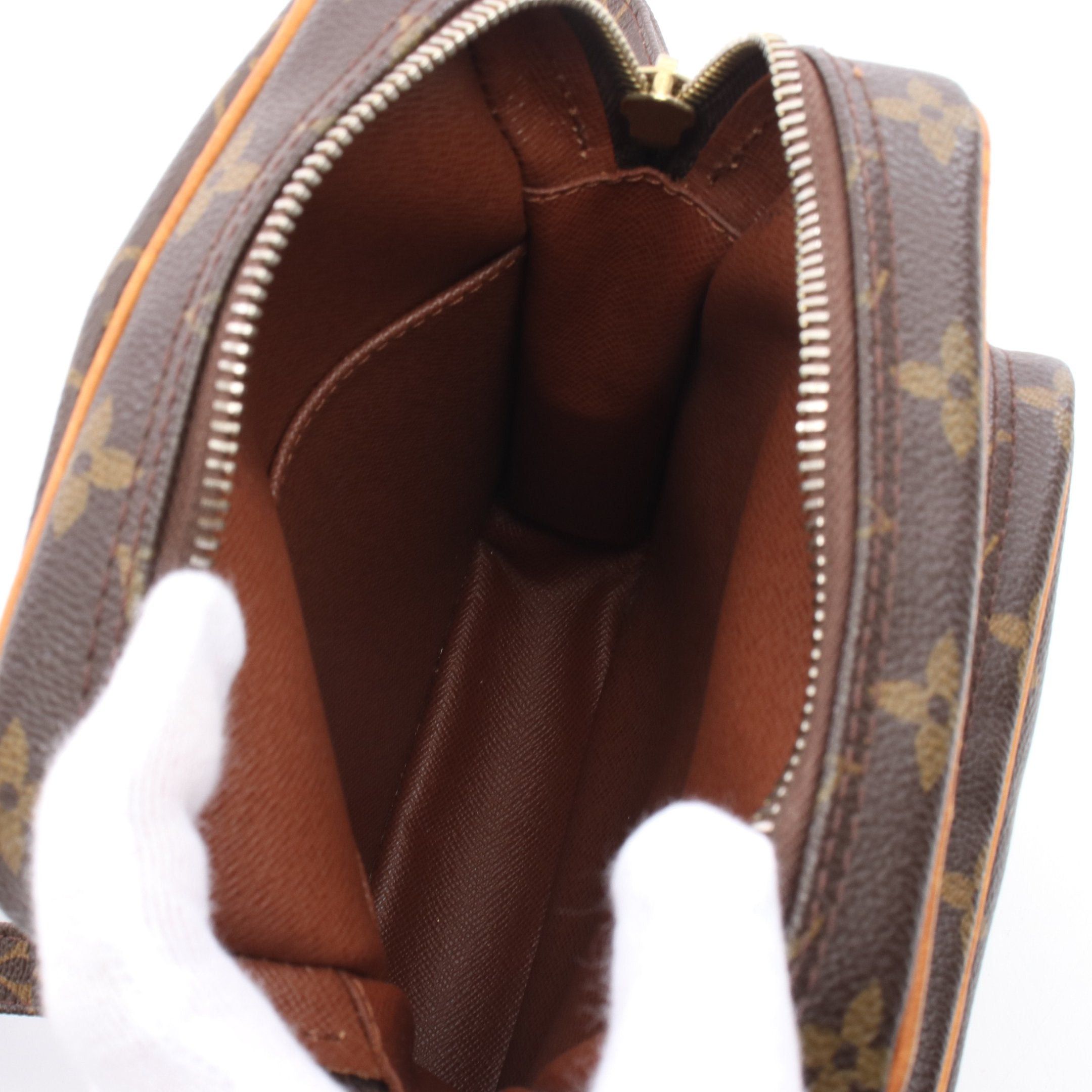 Louis Vuitton Louis Vuitton Amazon Monogram Shoulder Bag Leather Brown Size ONE SIZE - 3 Thumbnail