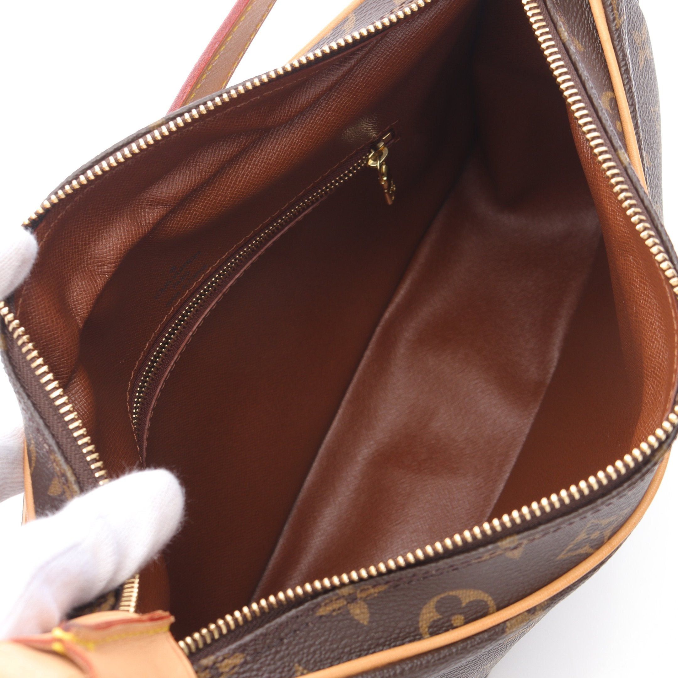 Louis Vuitton Louis Vuitton Boulogne Pm Monogram Shoulder Bag Leather Brown Size ONE SIZE - 3 Thumbnail