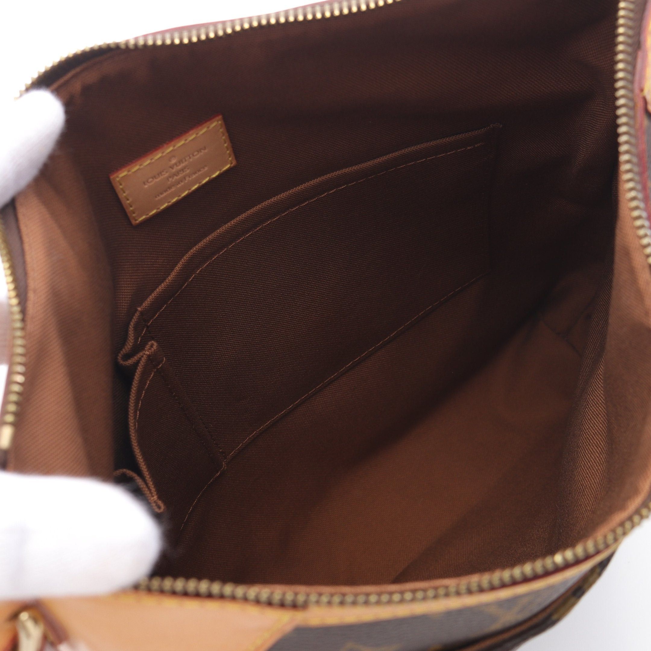 Louis Vuitton Louis Vuitton Odeon Mm Monogram Shoulder Bag Leather Brown Size ONE SIZE - 3 Thumbnail
