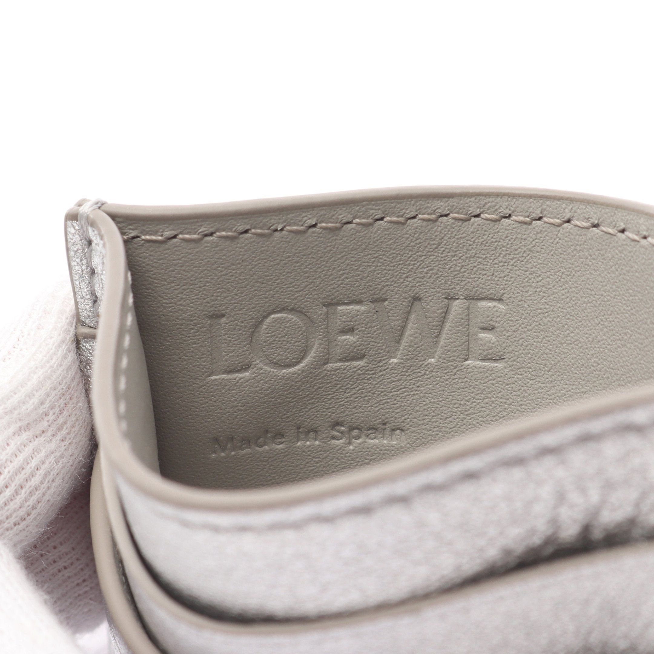Loewe Loewe Puffer Anagram Plane Card Case Leather Silver Size ONE SIZE - 4 Thumbnail