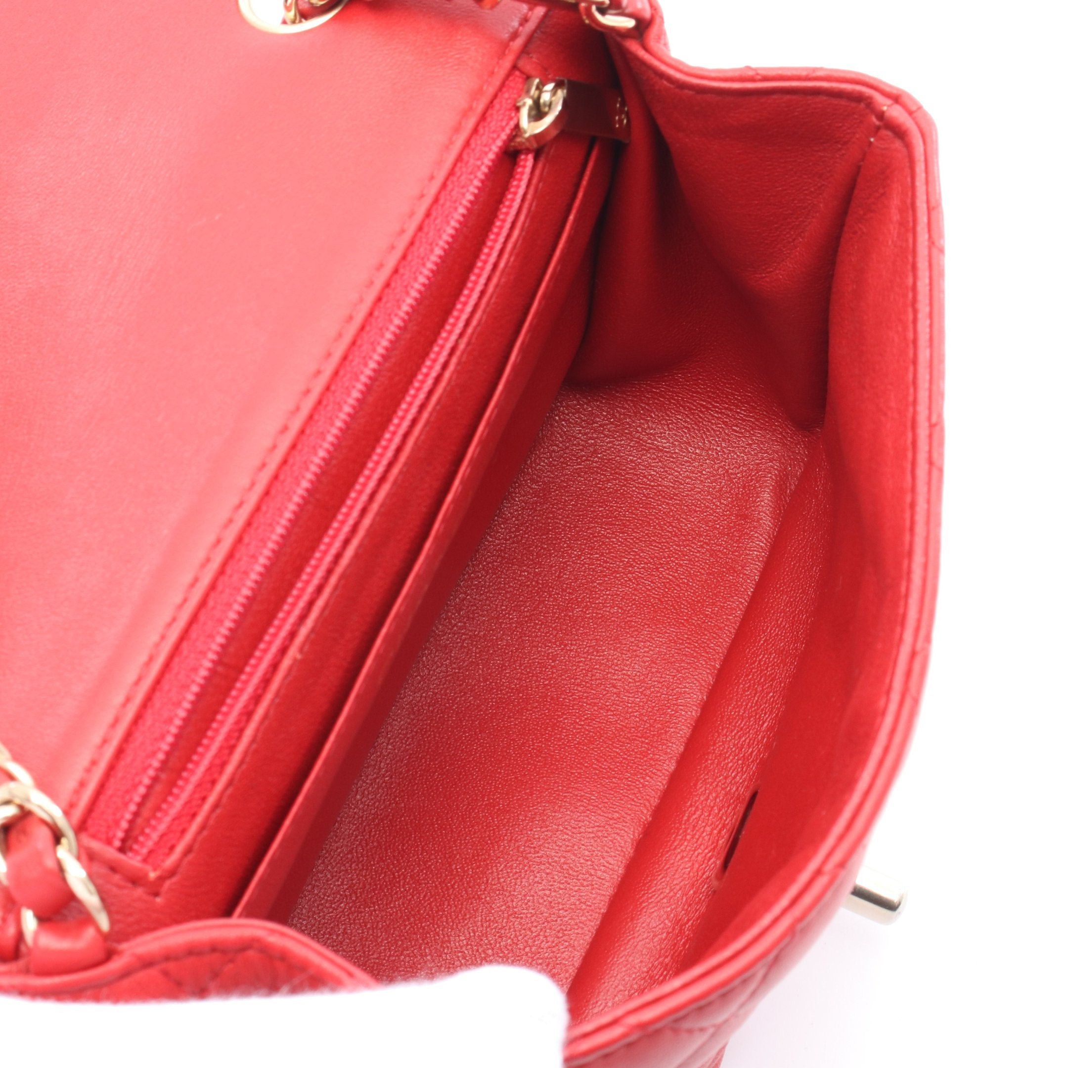 Chanel Chanel Mini Matelasse Chain Shoulder Bag Leather Red Gold Hardware Size ONE SIZE - 3 Thumbnail