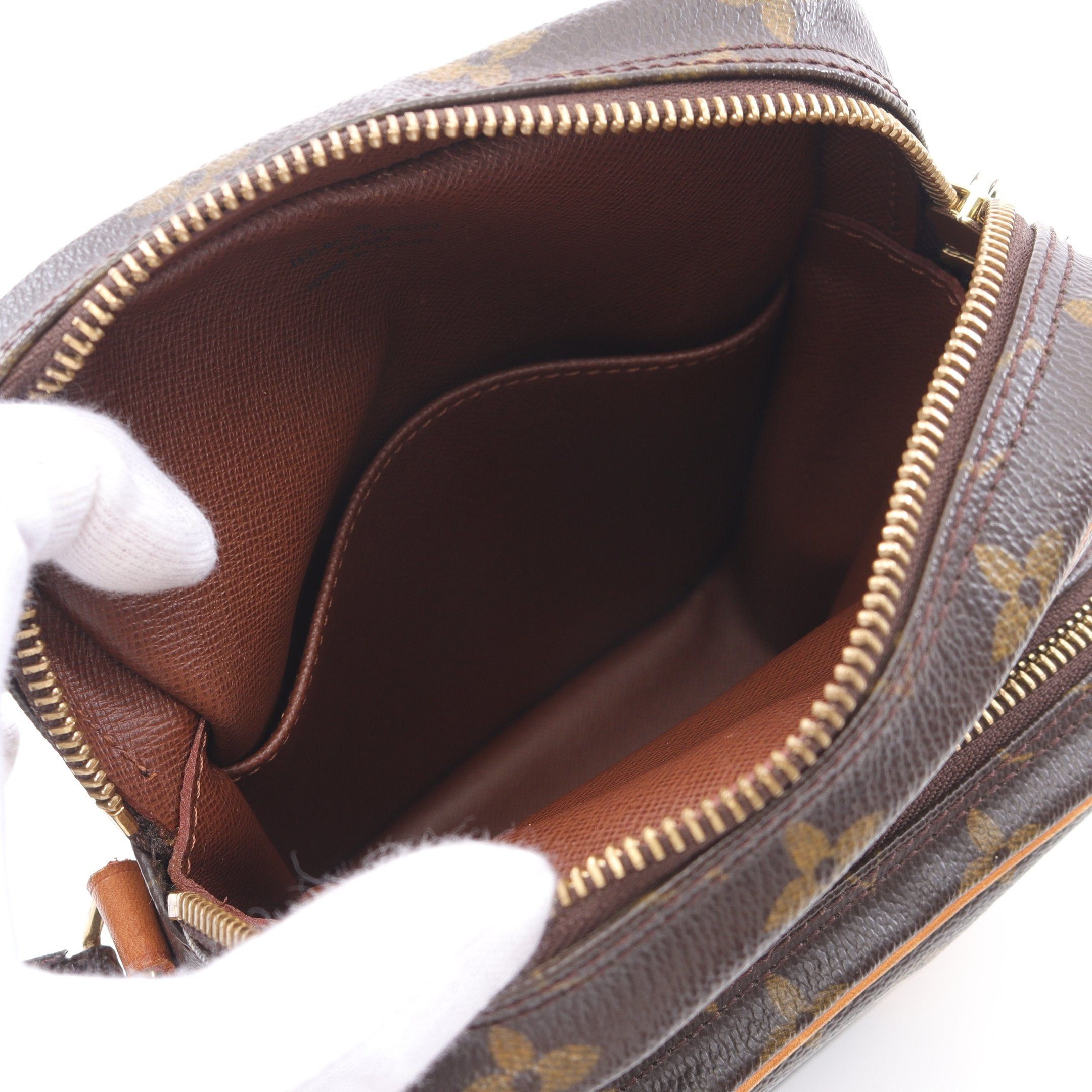Louis Vuitton Louis Vuitton Amazon Monogram Shoulder Bag Leather Brown Size ONE SIZE - 3 Thumbnail