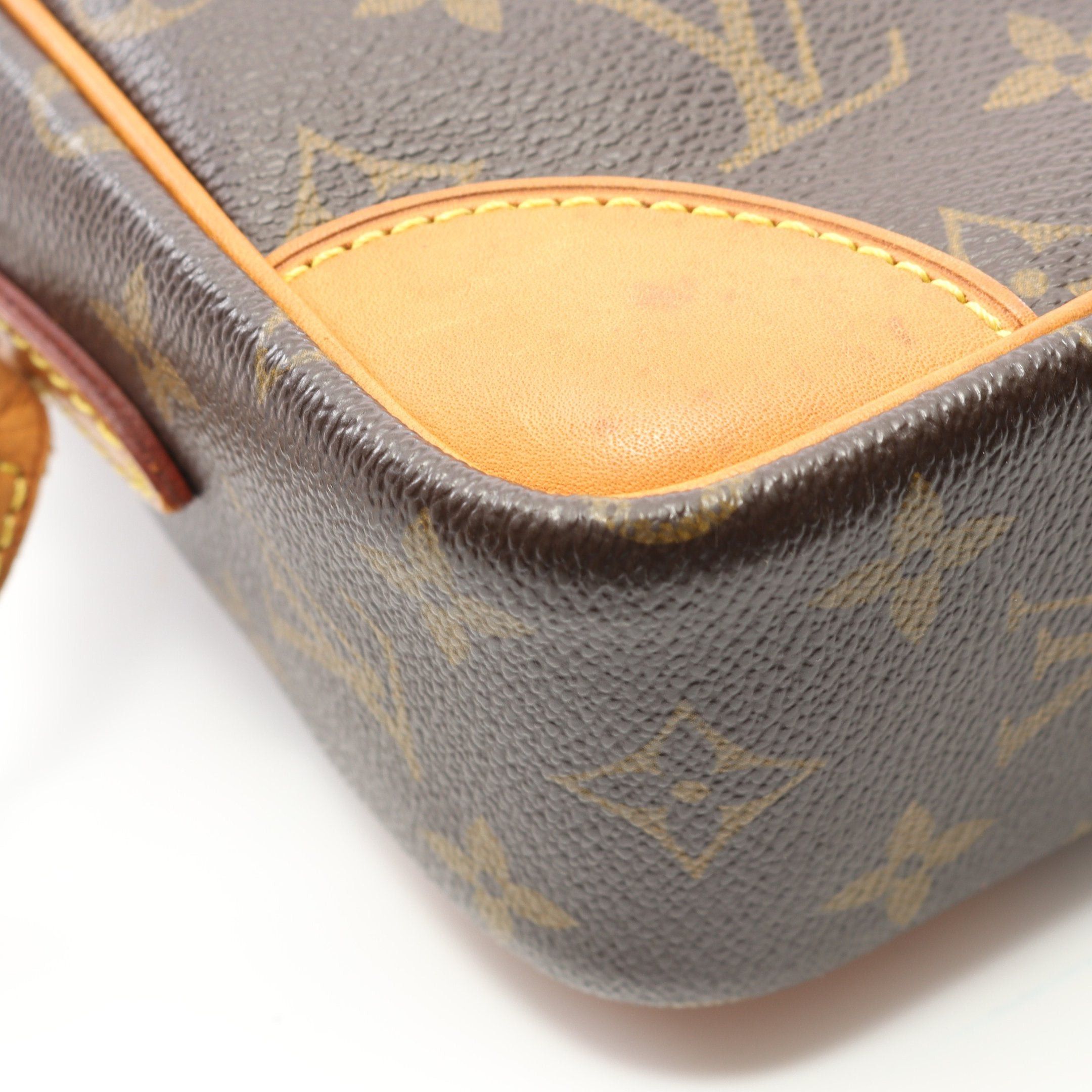 Louis Vuitton Louis Vuitton Trocadero 27 Monogram Shoulder Bag Leather Brown Size ONE SIZE - 7 Thumbnail