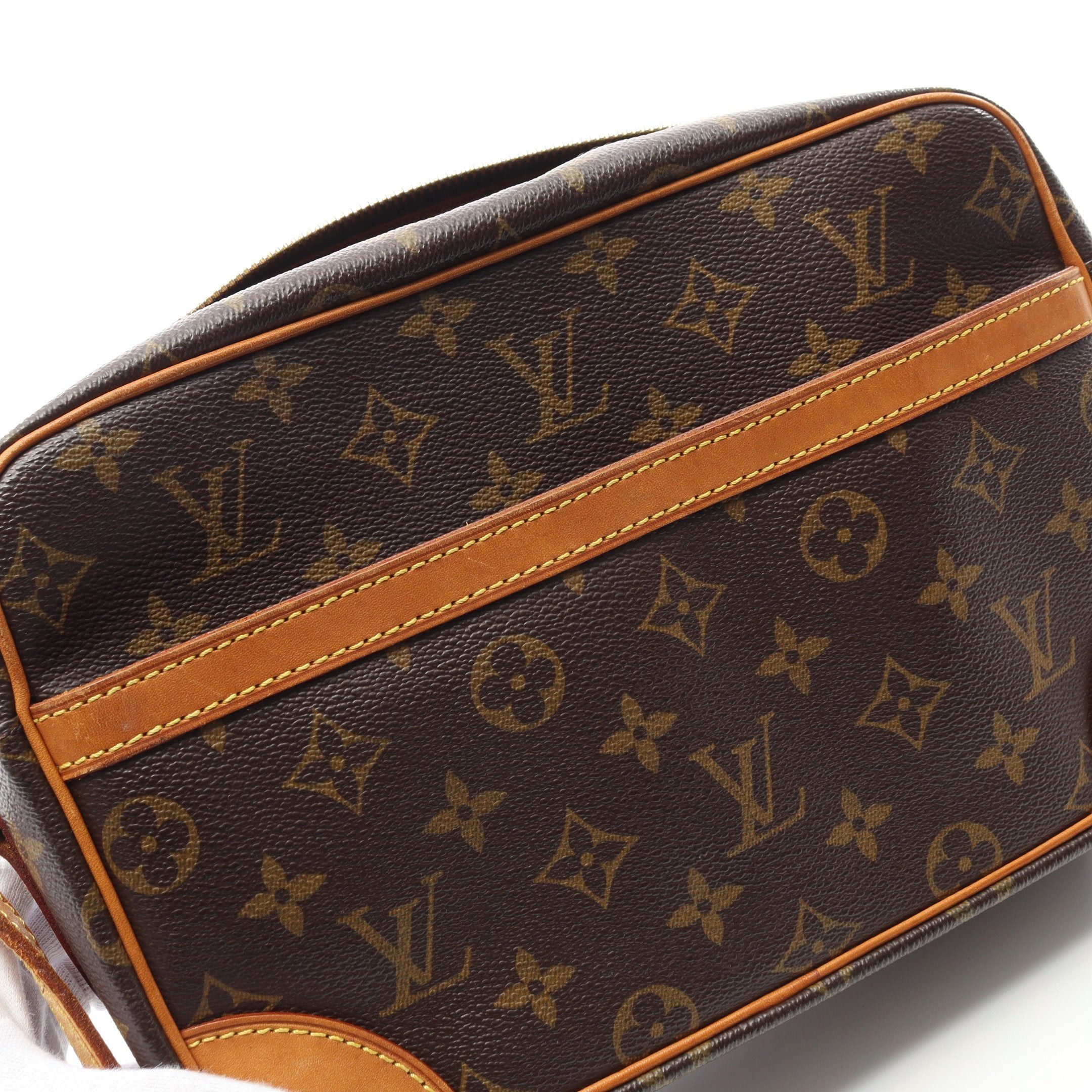 Louis Vuitton Louis Vuitton Trocadero 27 Monogram Shoulder Bag Leather Brown Size ONE SIZE - 11 Thumbnail