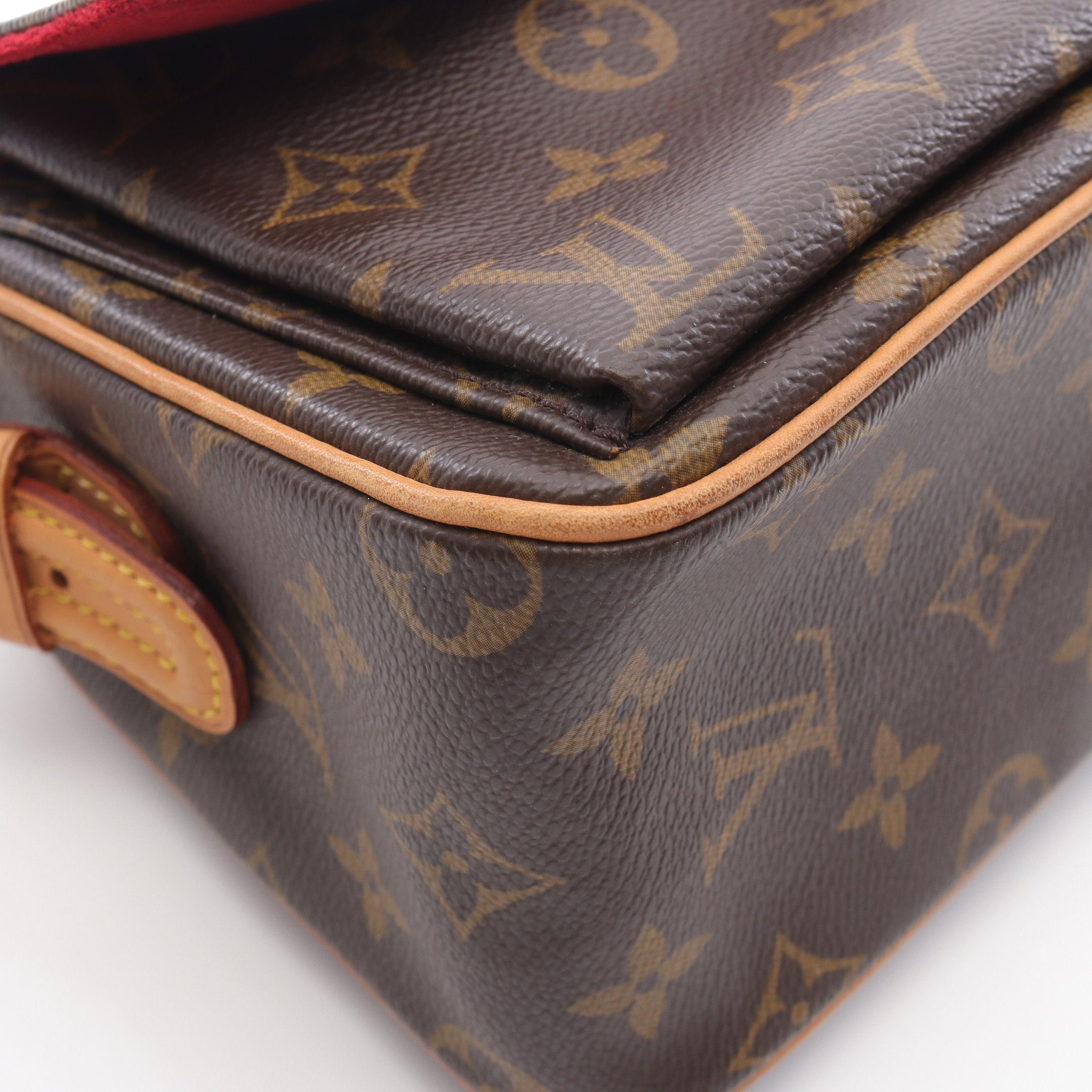 Louis Vuitton Louis Vuitton Vivacite Mm Monogram Shoulder Bag Leather Brown Size ONE SIZE - 7 Thumbnail