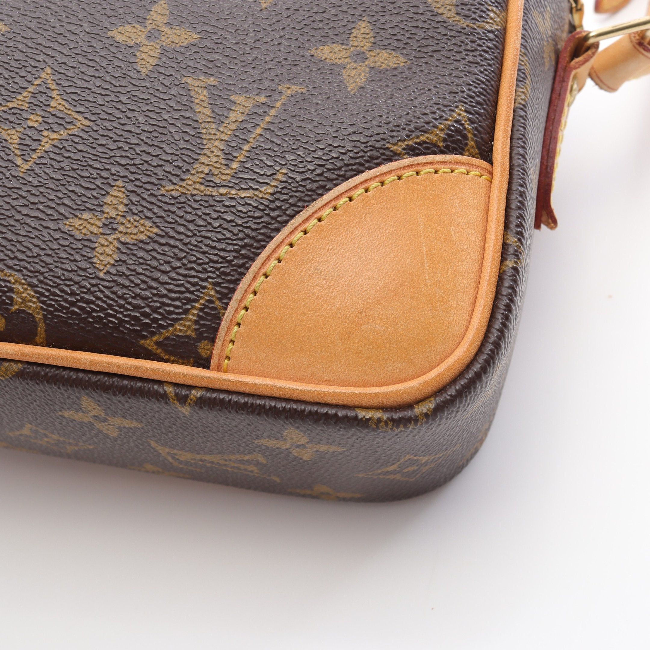 Louis Vuitton Louis Vuitton Trocadero 27 Monogram Shoulder Bag Leather Brown Size ONE SIZE - 10 Thumbnail
