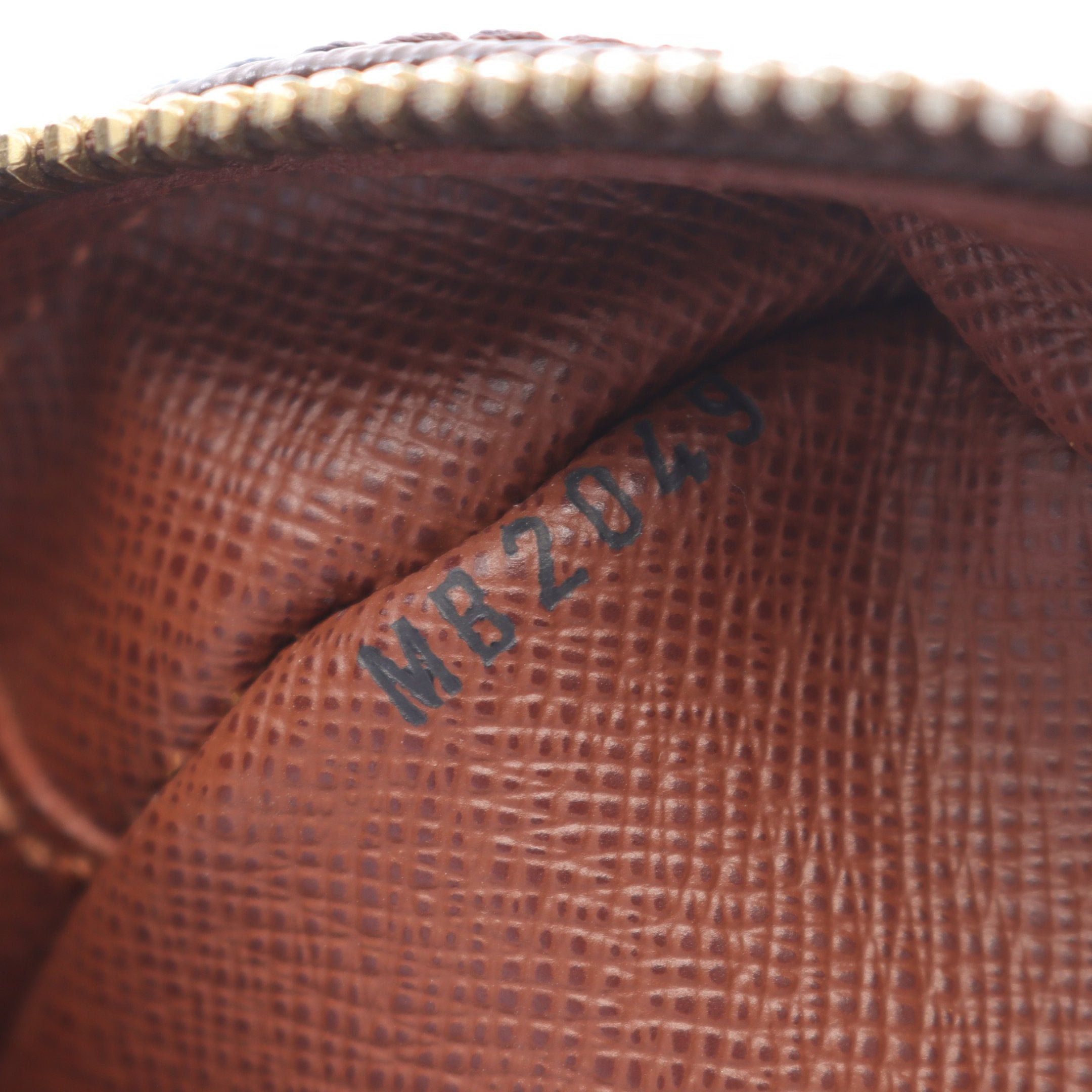 Louis Vuitton Louis Vuitton Trocadero 27 Monogram Shoulder Bag Leather Brown Size ONE SIZE - 5 Thumbnail