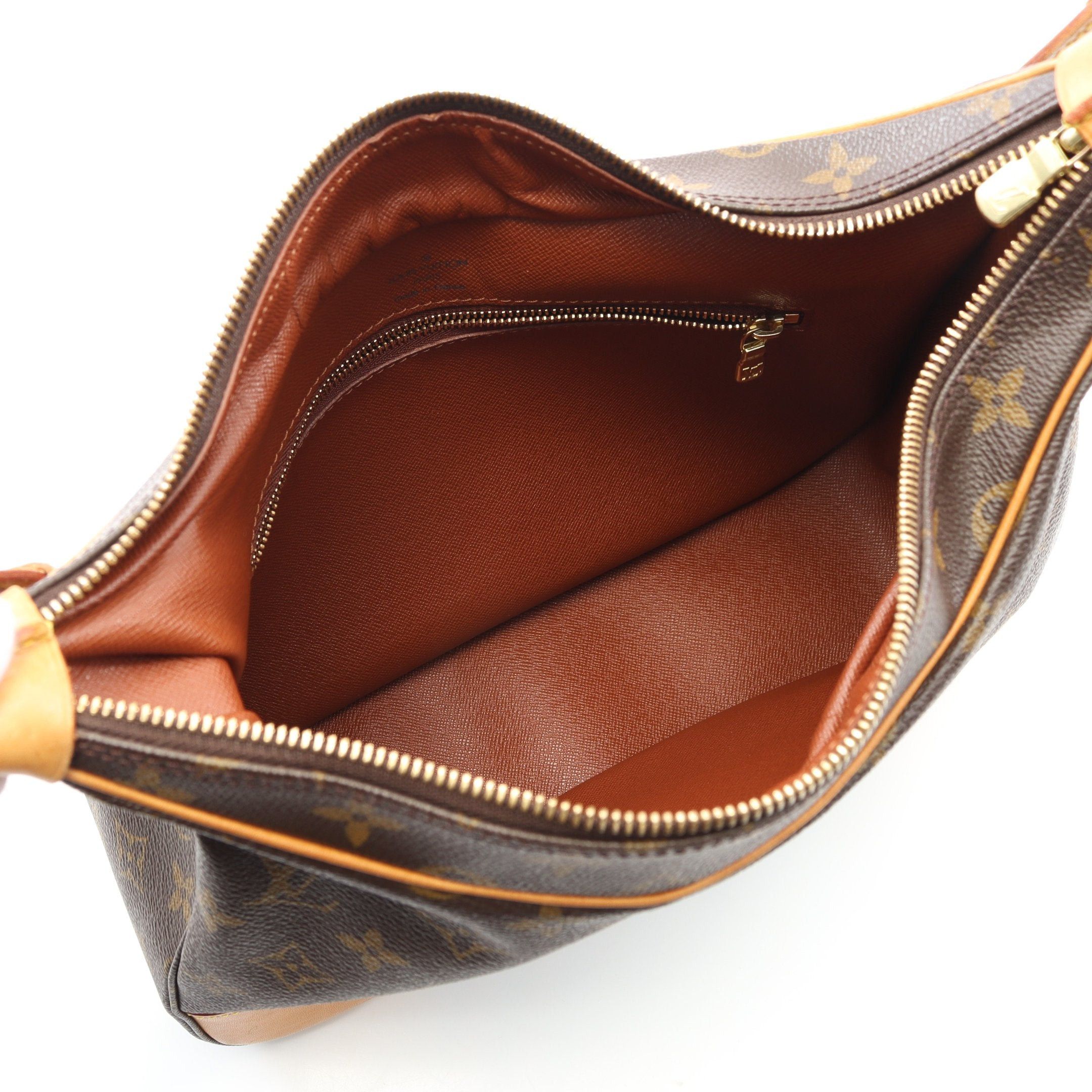 Louis Vuitton Louis Vuitton Boulogne Pm Monogram Shoulder Bag Leather Brown Size ONE SIZE - 3 Thumbnail