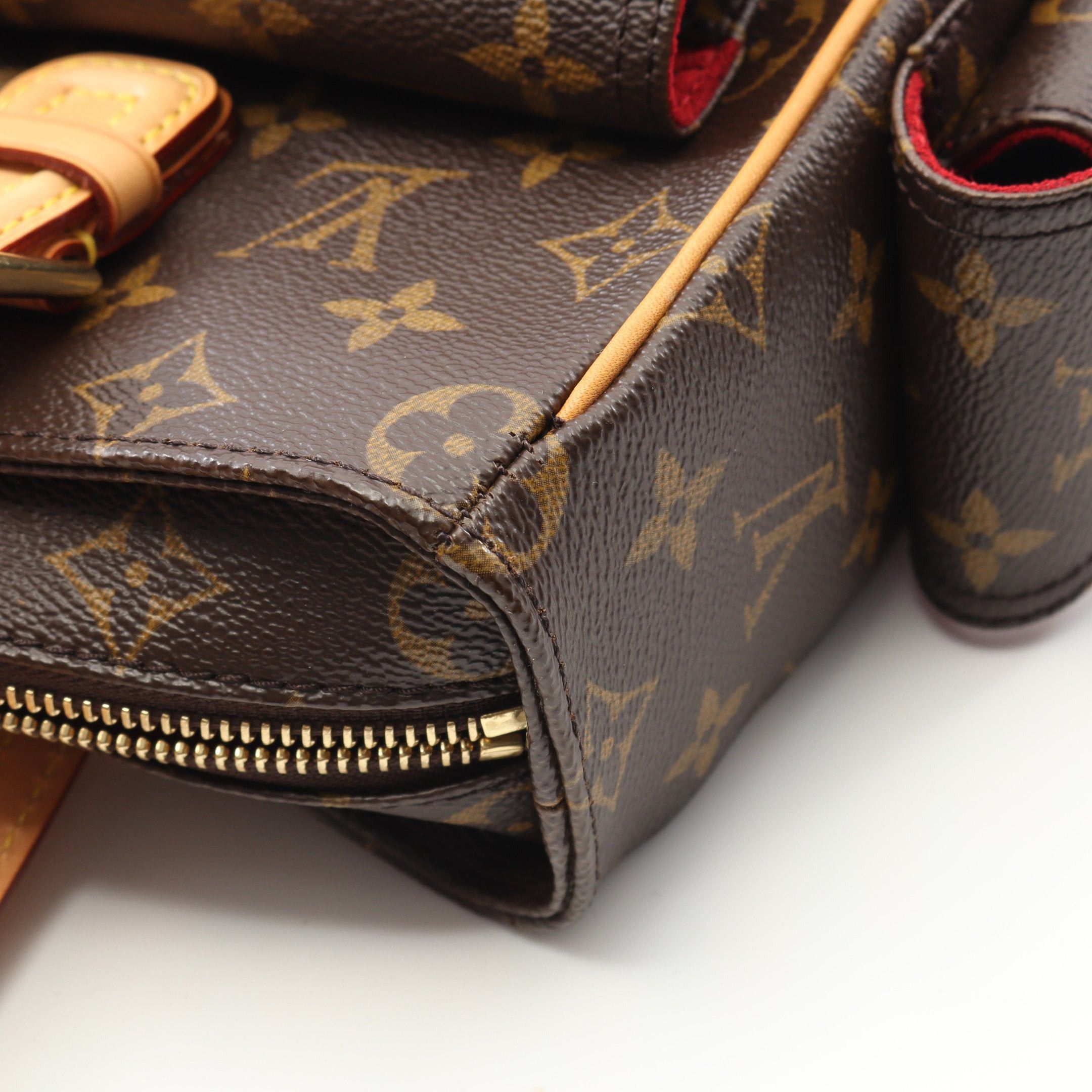 Louis Vuitton Louis Vuitton Multi-Priest Monogram Handbag Leather Brown Size ONE SIZE - 8 Thumbnail