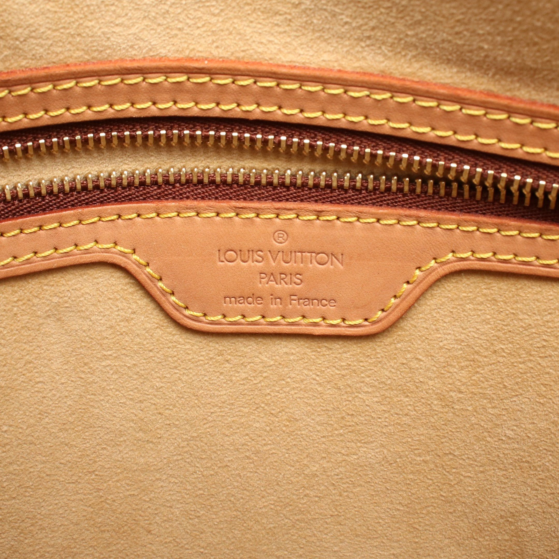 Louis Vuitton Louis Vuitton Looping Gm Monogram Shoulder Bag Leather Brown Size ONE SIZE - 4 Thumbnail