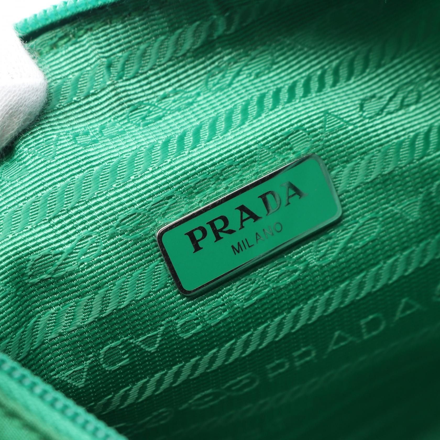 Prada Prada Prada Re-Edition 2000 TESSUTO Nylon Saffiano Leather Handbag Leather Handbag 1NE515 Size ONE SIZE - 4 Thumbnail
