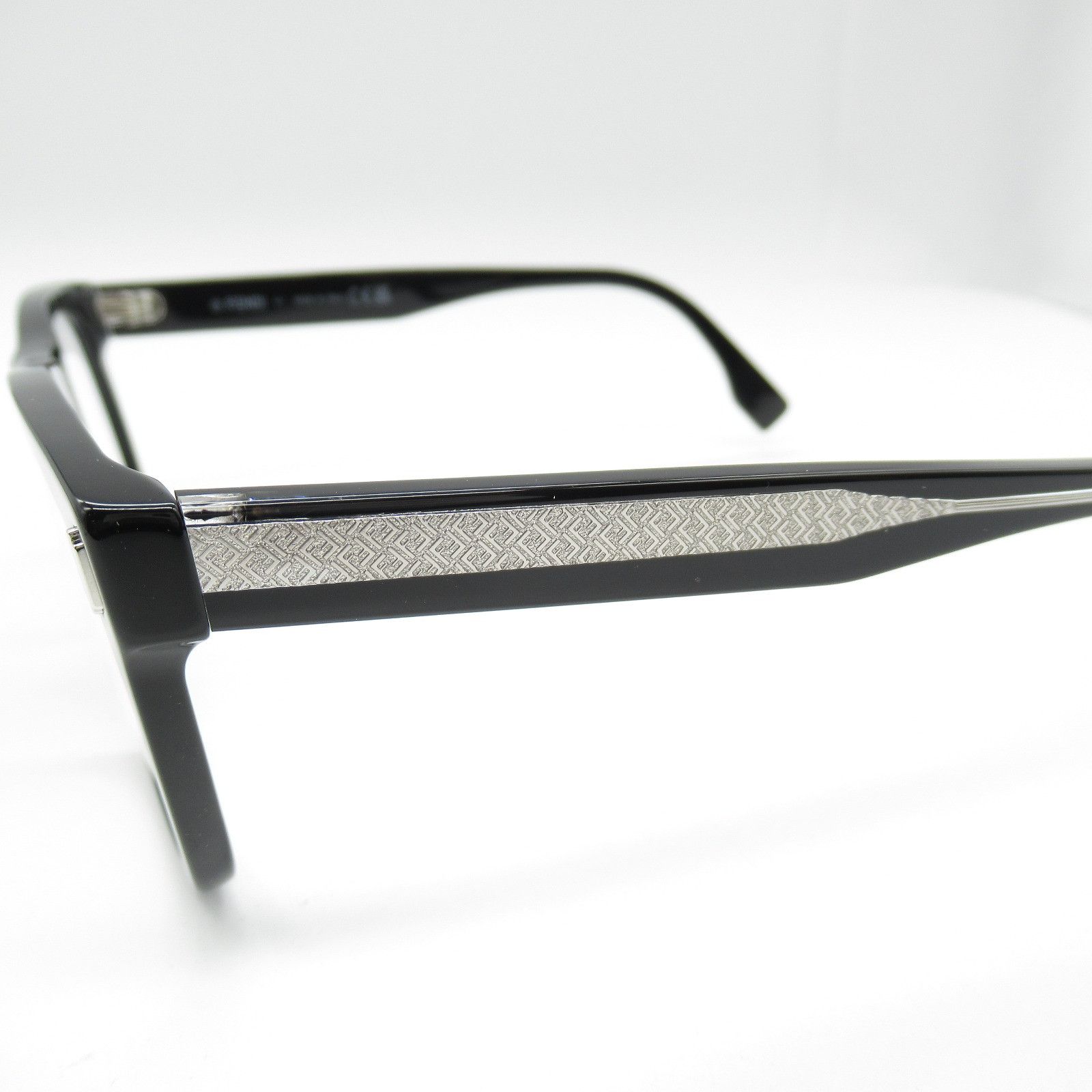 Fendi Fendi Fendi 50070I001 Acetate Eyeglasses Plastic Other 50070I001 Size ONE SIZE - 4 Thumbnail