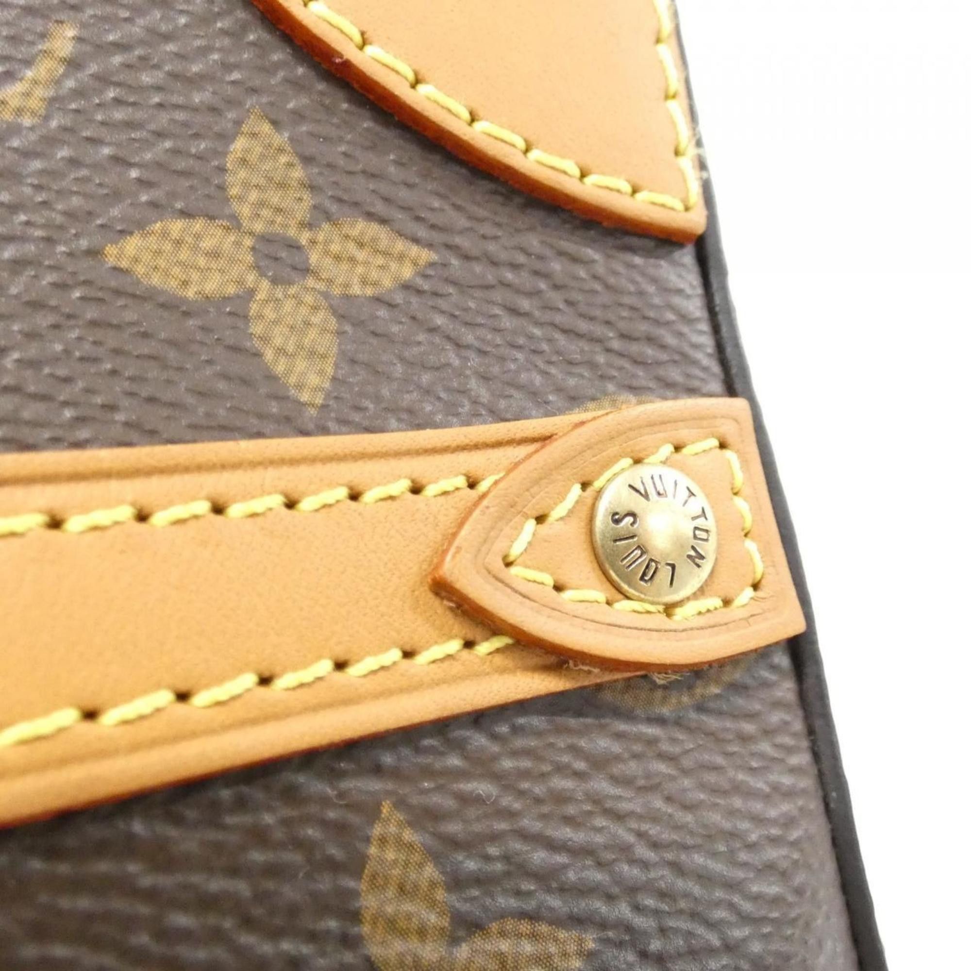 Louis Vuitton Louis Vuitton Soft Trunk shoulder Size ONE SIZE - 5 Thumbnail