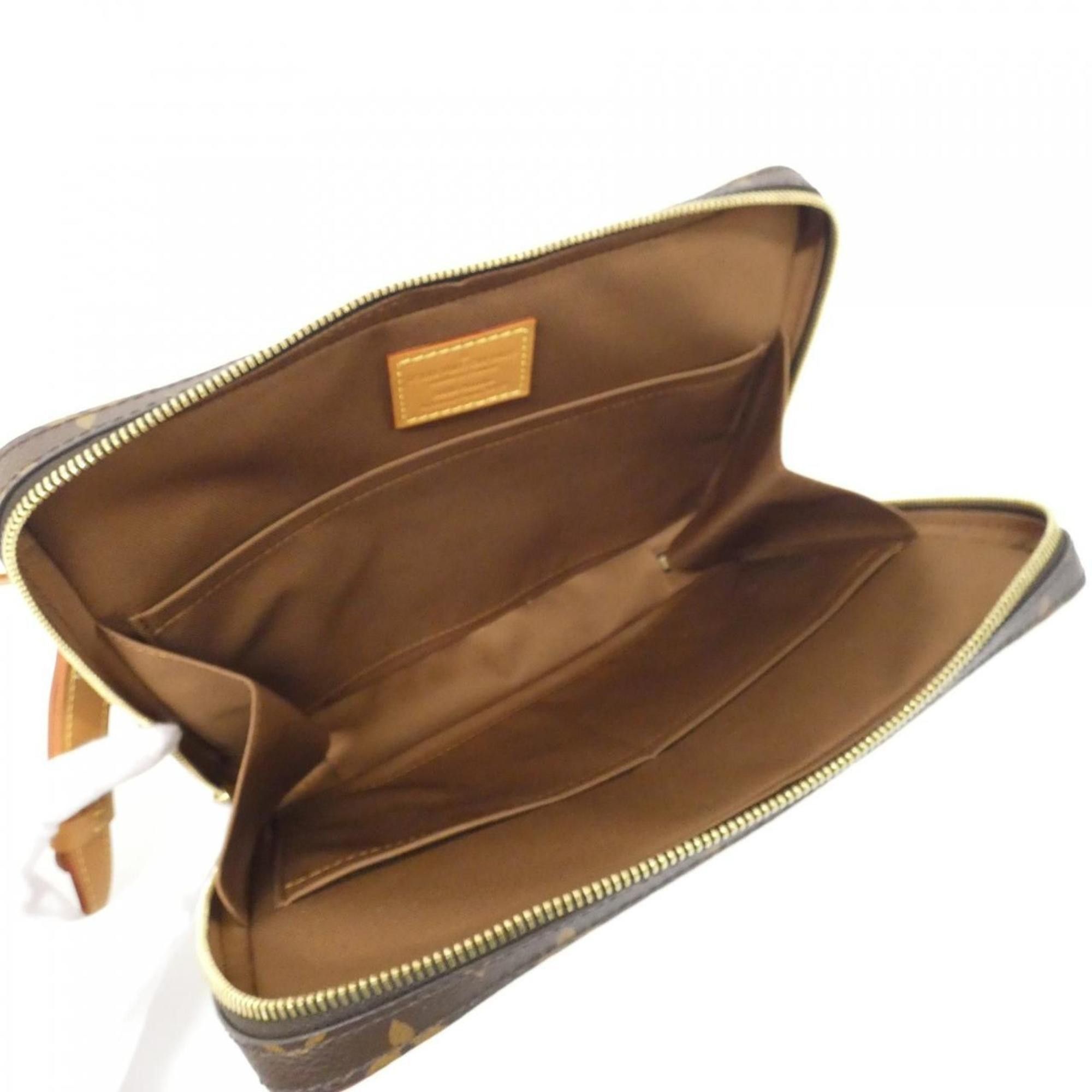Louis Vuitton Louis Vuitton Soft Trunk shoulder Size ONE SIZE - 6 Thumbnail
