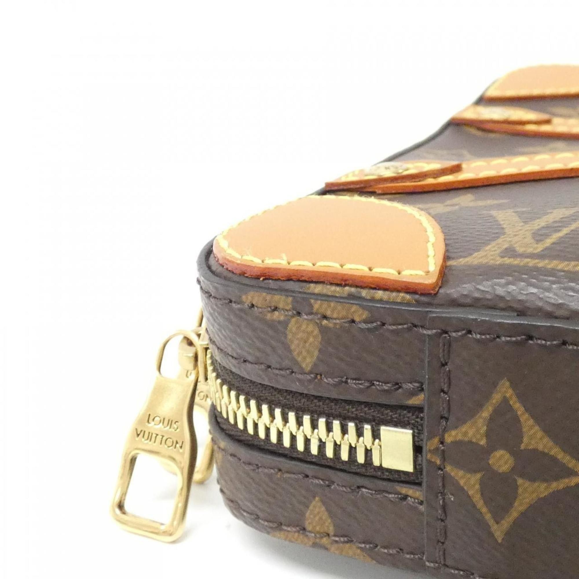 Louis Vuitton Louis Vuitton Soft Trunk shoulder Size ONE SIZE - 4 Thumbnail