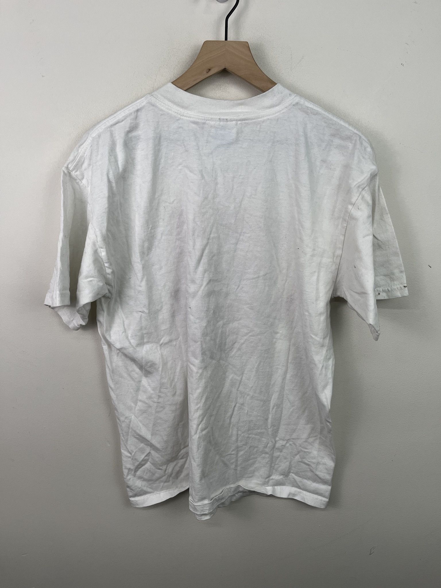 Vintage Vintage 90s Stop Me Before I Volunteer Again Tshirt Size L Size US L / EU 52-54 / 3 - 3 Thumbnail