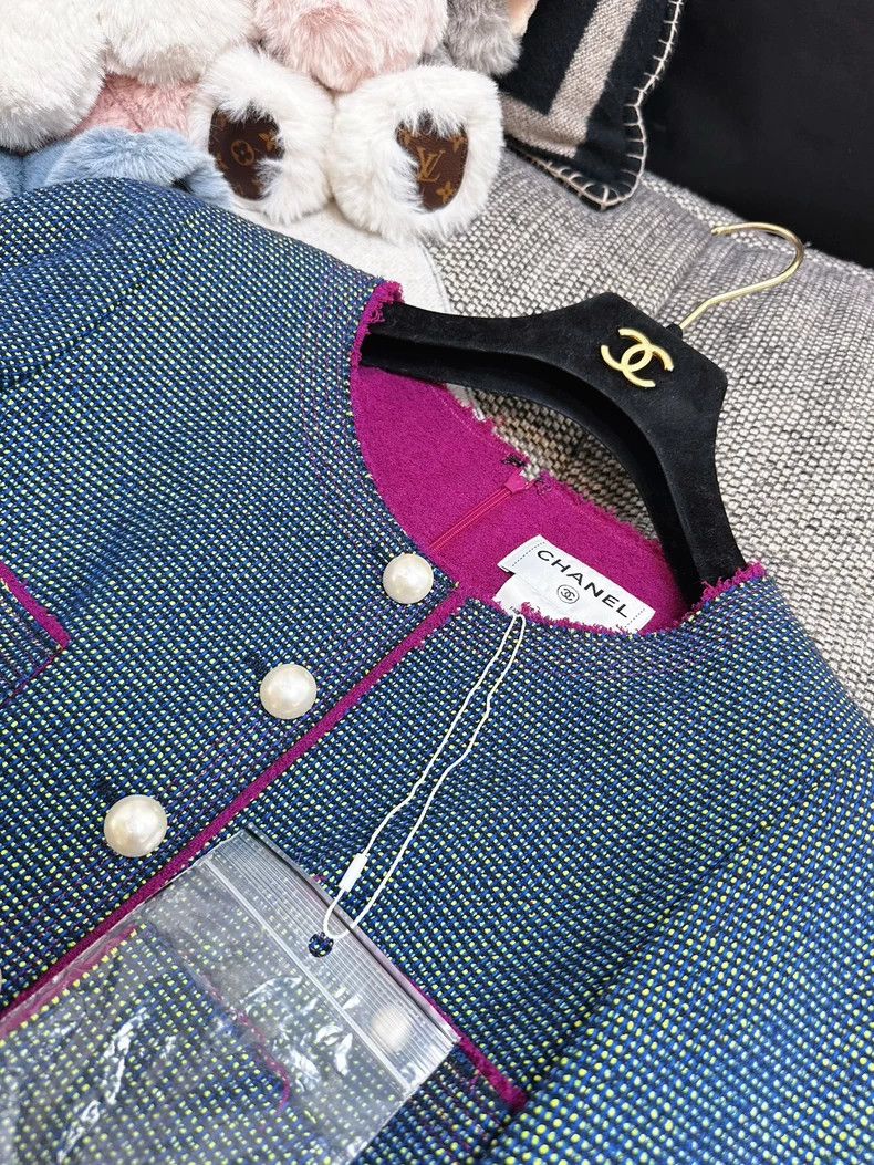 Chanel Chanel 2013 Pearl Button Dress in Blue Green Size XS / US 0-2 / IT 36-38 - 5 Thumbnail