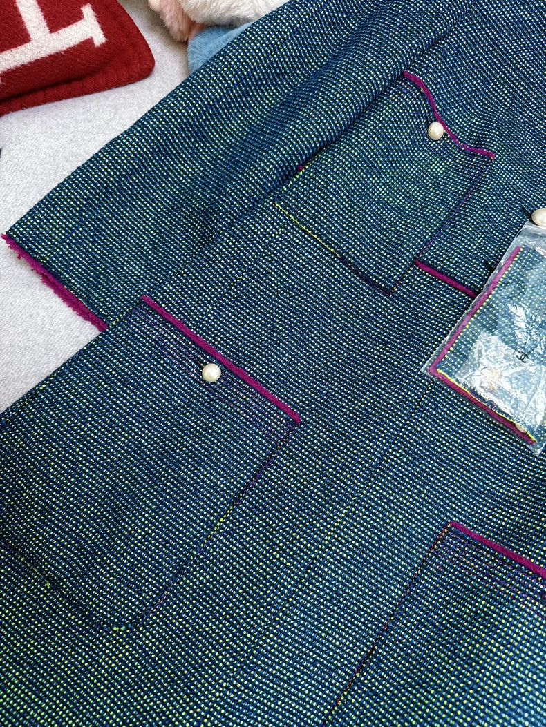 Chanel Chanel 2013 Pearl Button Dress in Blue Green Size XS / US 0-2 / IT 36-38 - 2 Thumbnail