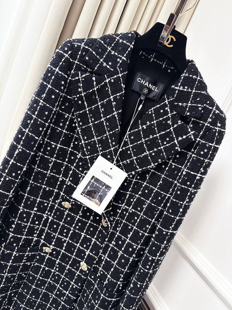 Chanel Chanel Black and White Checkered Embroidered Jacket Size S / US 4 / IT 40 - 3 Thumbnail
