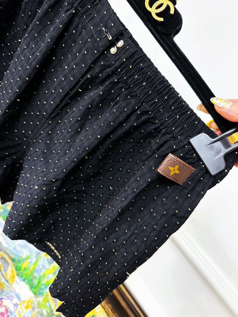 Louis Vuitton Louis Vuitton Black Polka Dot Shorts S Size Size 23" - 2 Thumbnail