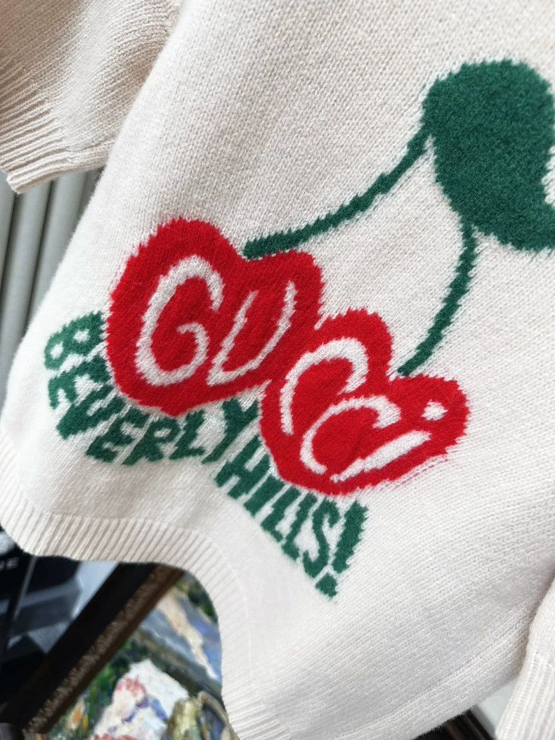 Gucci Gucci Cherry Pattern Knitted Short Sleeve Top Size S / US 4 / IT 40 - 3 Thumbnail